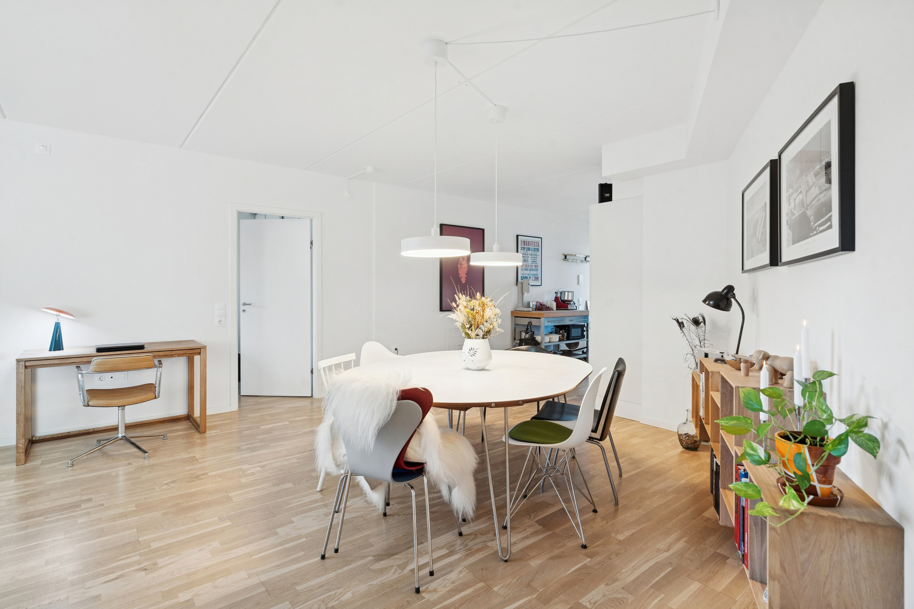 Fremhævet spisestue billede i fuldskærmstilstand. Billede af Østre Stationsvej 37L, 3. 2., 5000 Odense C