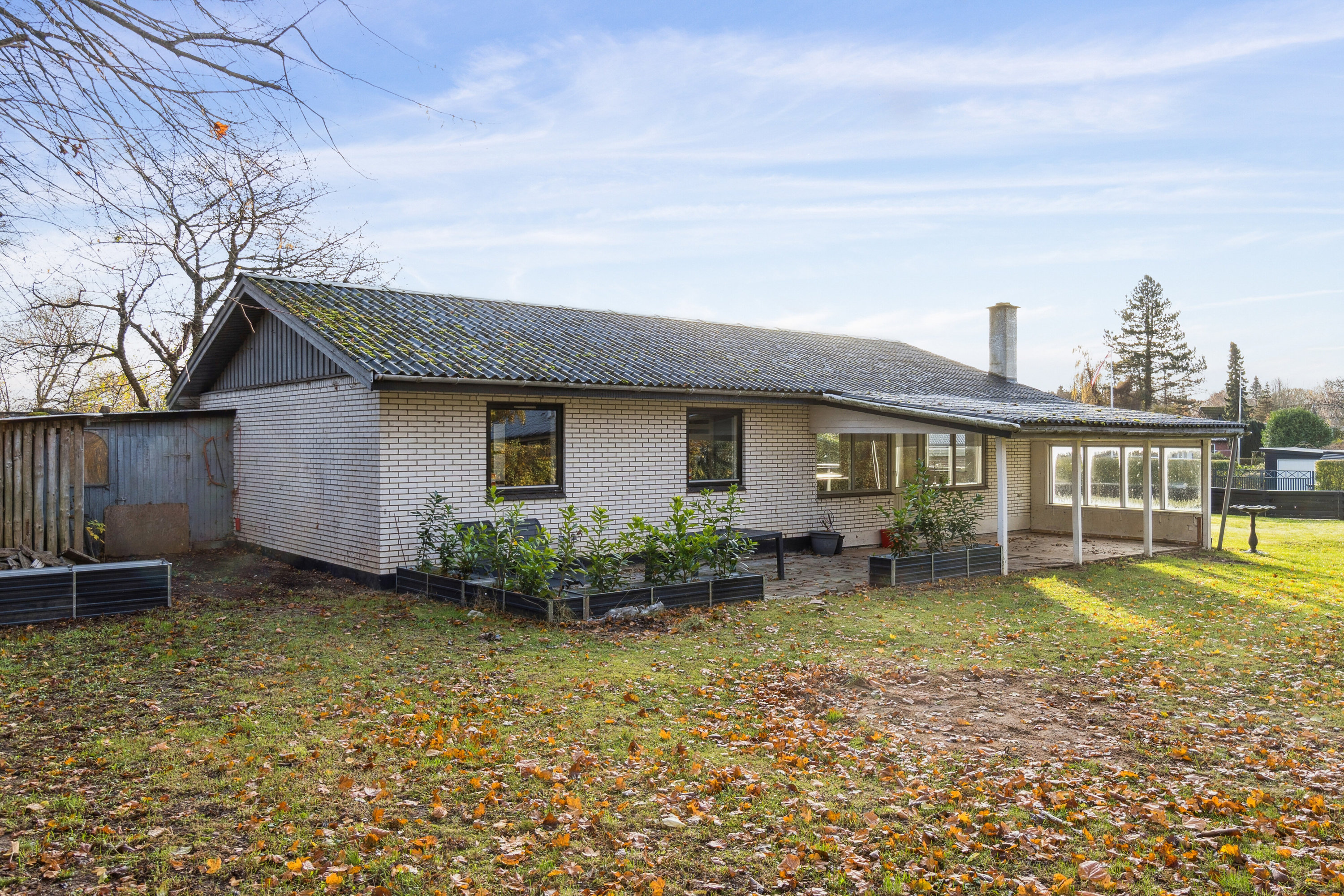 Fremhævet set fra vejen billede i fuldskærmstilstand. Billede af Jørgen Vinds Vej 14, Hyllinge, 4700 Næstved