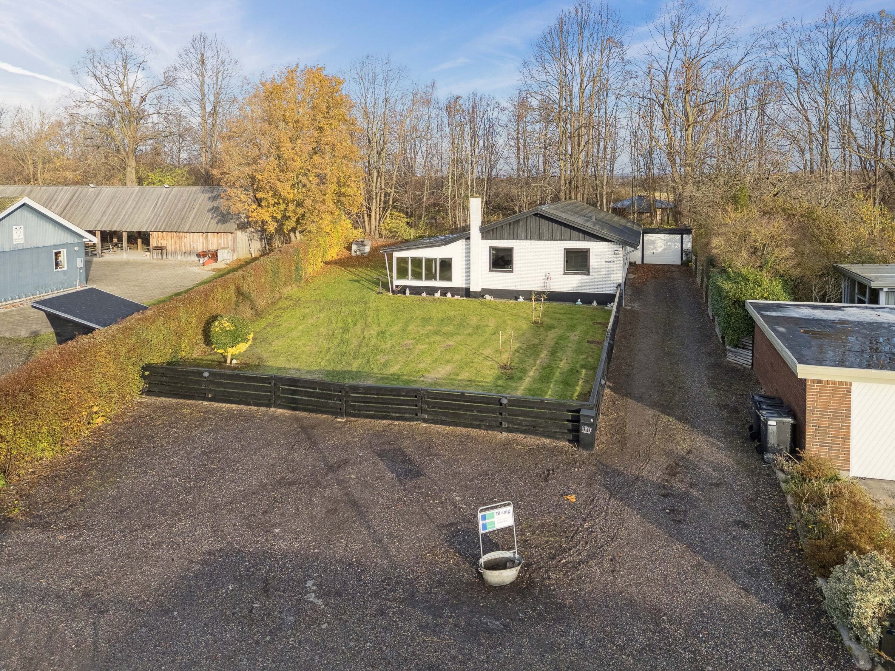 Fremhævet luftfoto billede i fuldskærmstilstand. Billede af Jørgen Vinds Vej 14, Hyllinge, 4700 Næstved