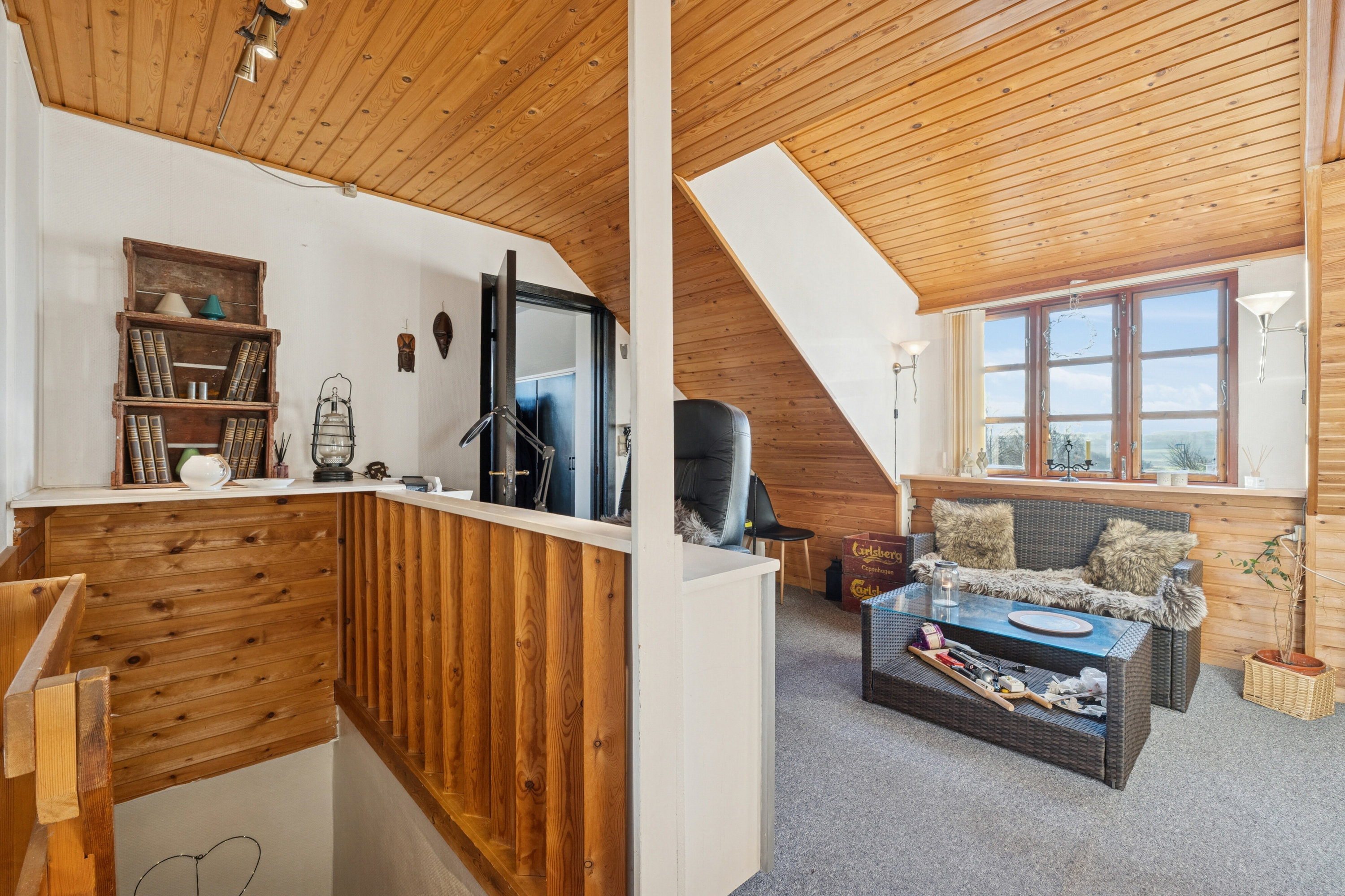 Fremhævet stue billede i fuldskærmstilstand. Billede af Lilleringvej 5, Storring, 8464 Galten