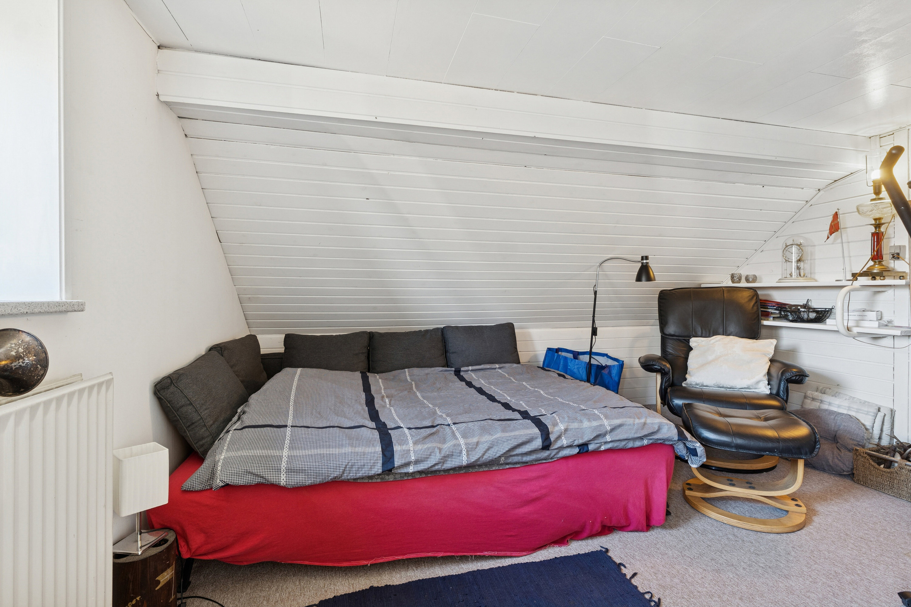 Fremhævet soveværelse billede i fuldskærmstilstand. Billede af Lilleringvej 5, Storring, 8464 Galten