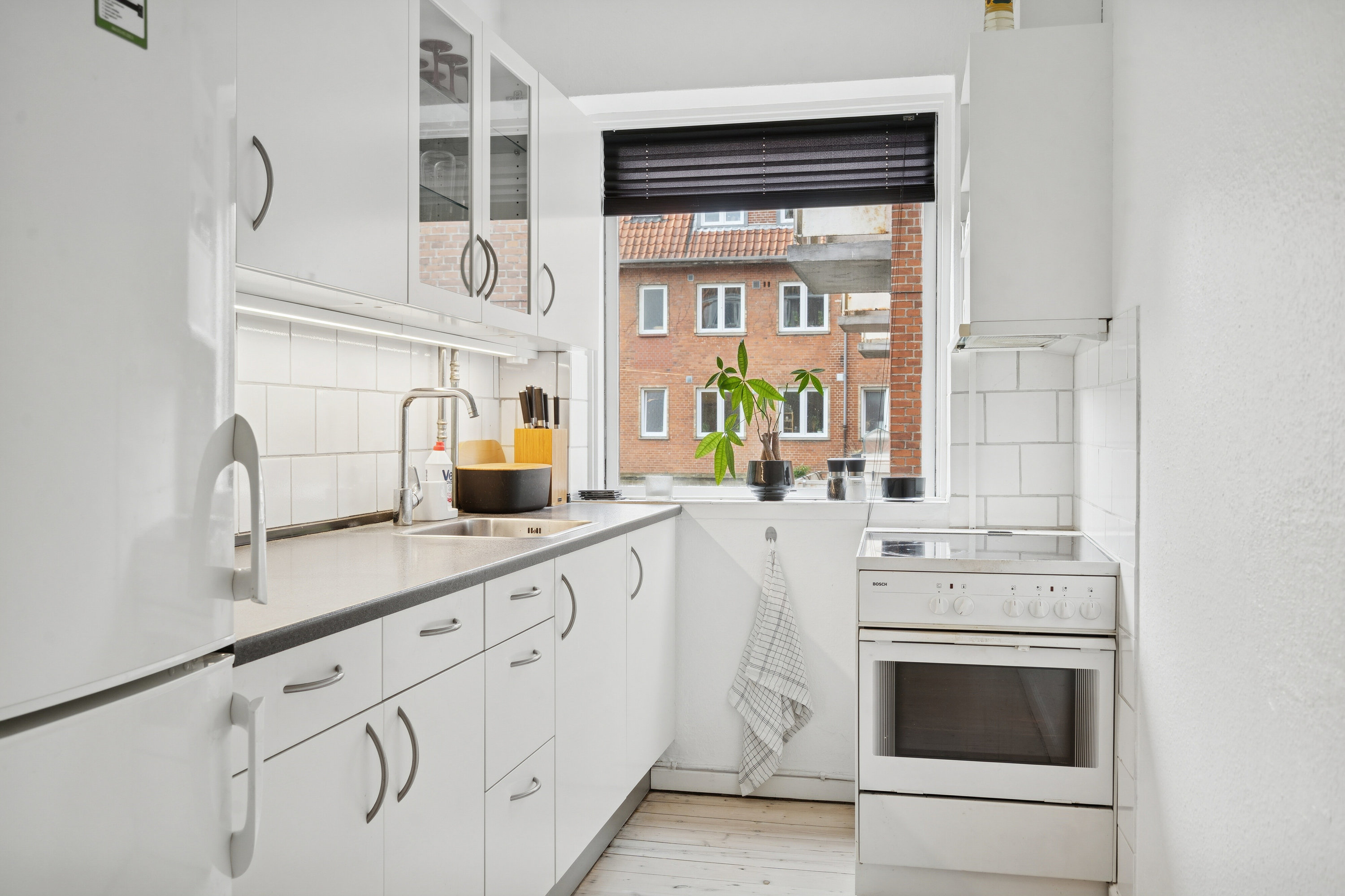 Fremhævet køkken billede i fuldskærmstilstand. Billede af Thuresensgade 9A, st.. tv., 5000 Odense C