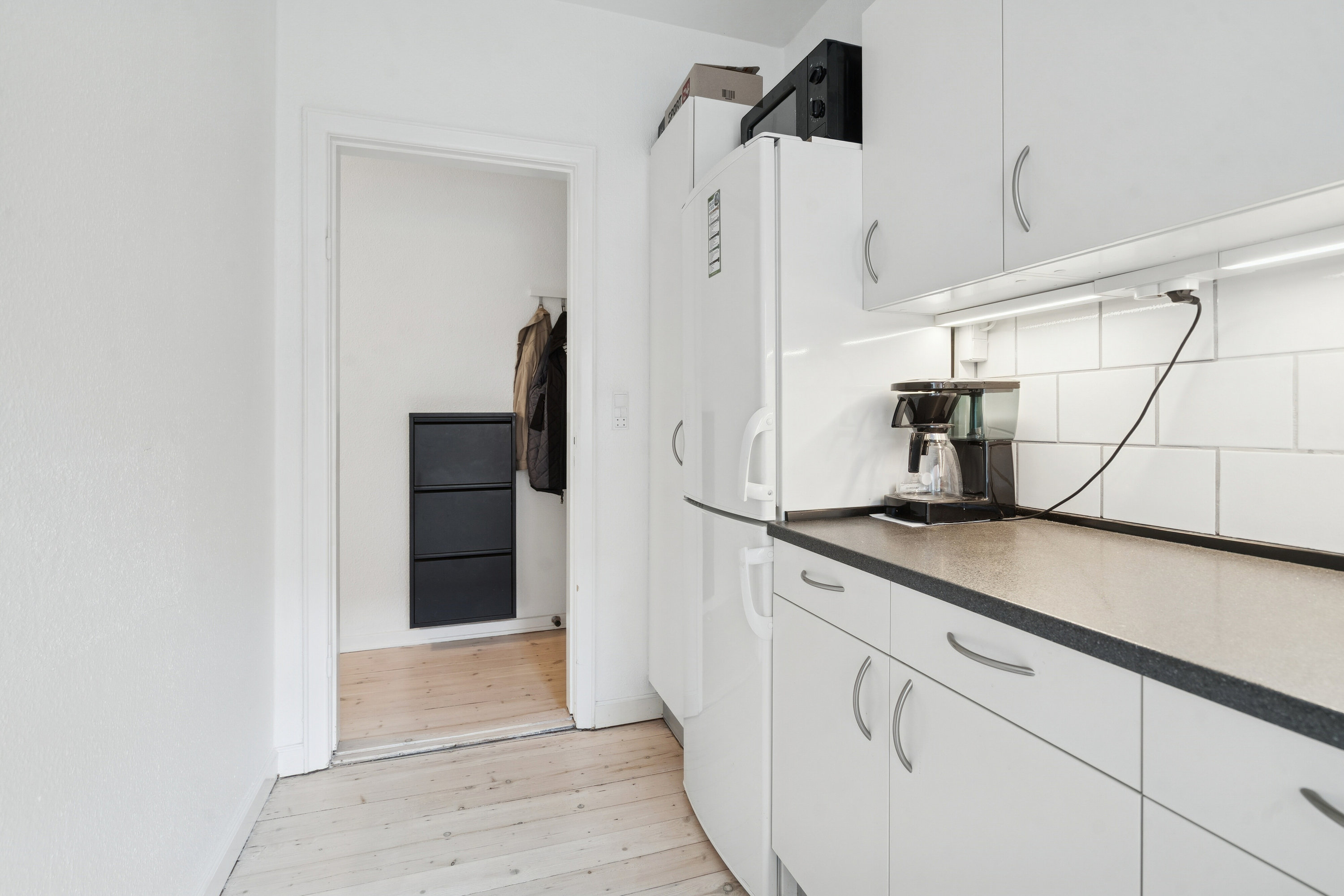 Fremhævet køkken billede i fuldskærmstilstand. Billede af Thuresensgade 9A, st.. tv., 5000 Odense C