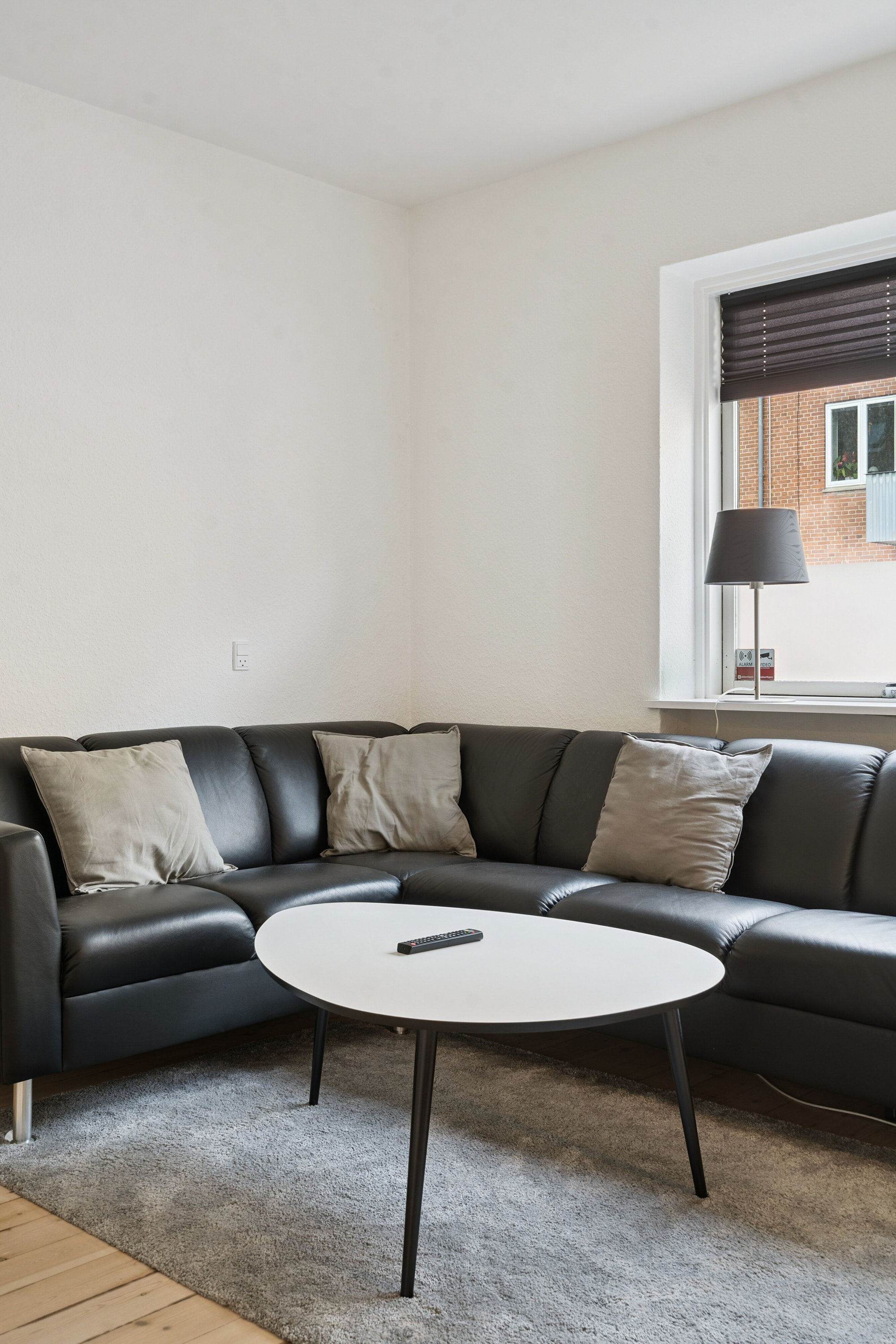 Fremhævet stue billede i fuldskærmstilstand. Billede af Thuresensgade 9A, st.. tv., 5000 Odense C