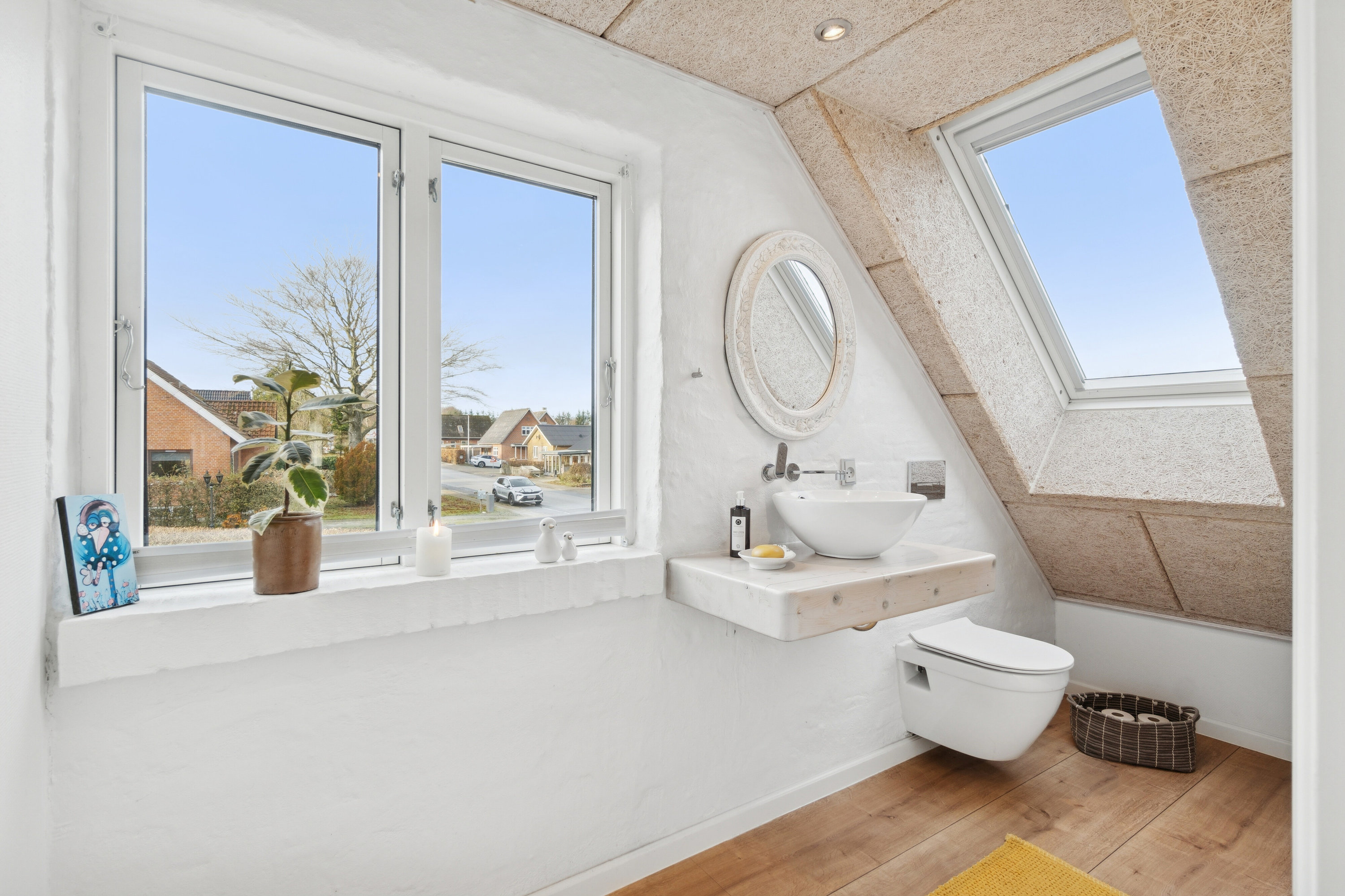 Fremhævet badeværelse billede i fuldskærmstilstand. Billede af Thorningvej 33, 8620 Kjellerup