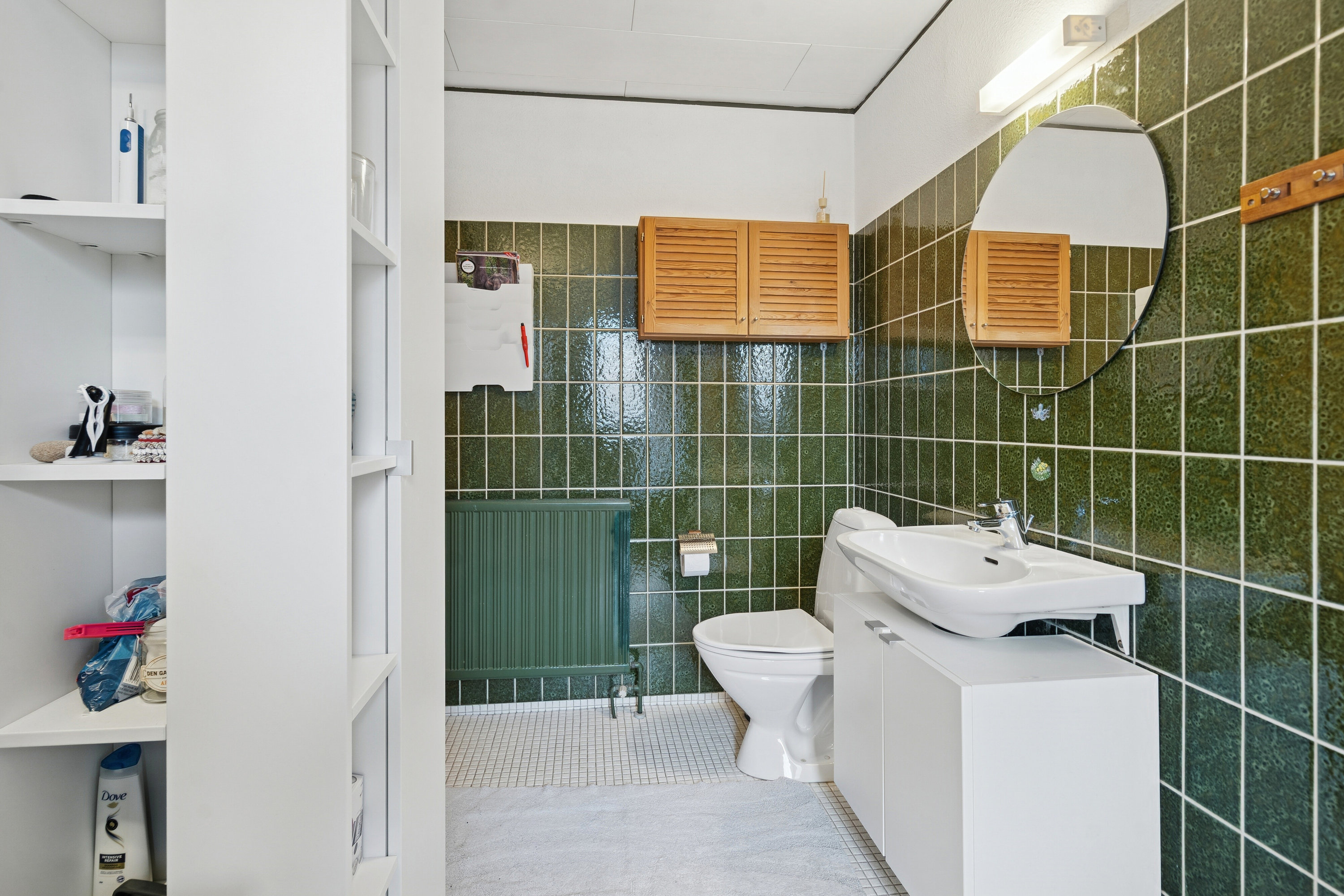 Fremhævet badeværelse billede i fuldskærmstilstand. Billede af Billeshavevej 8, Korup, 5210 Odense NV