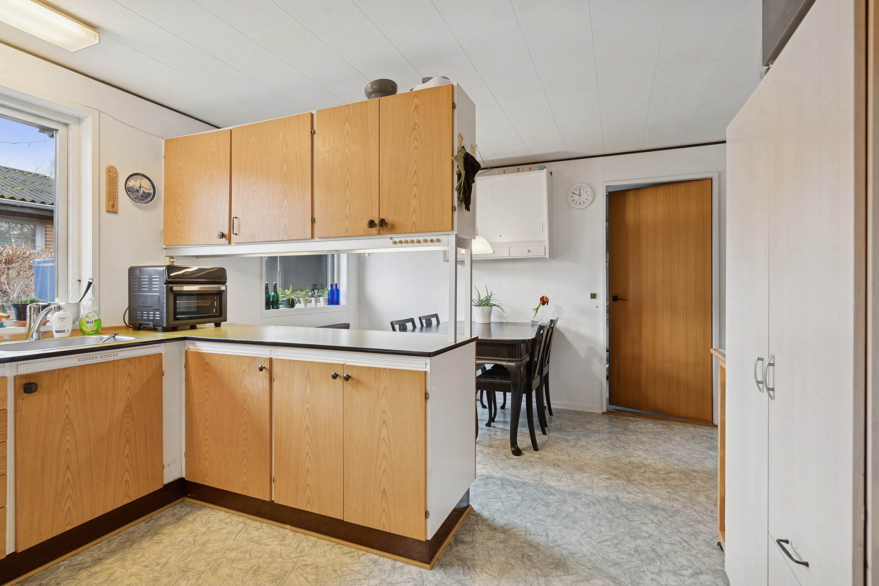 Miniaturebillede 1: køkken. Billede af Billeshavevej 8, Korup, 5210 Odense NV