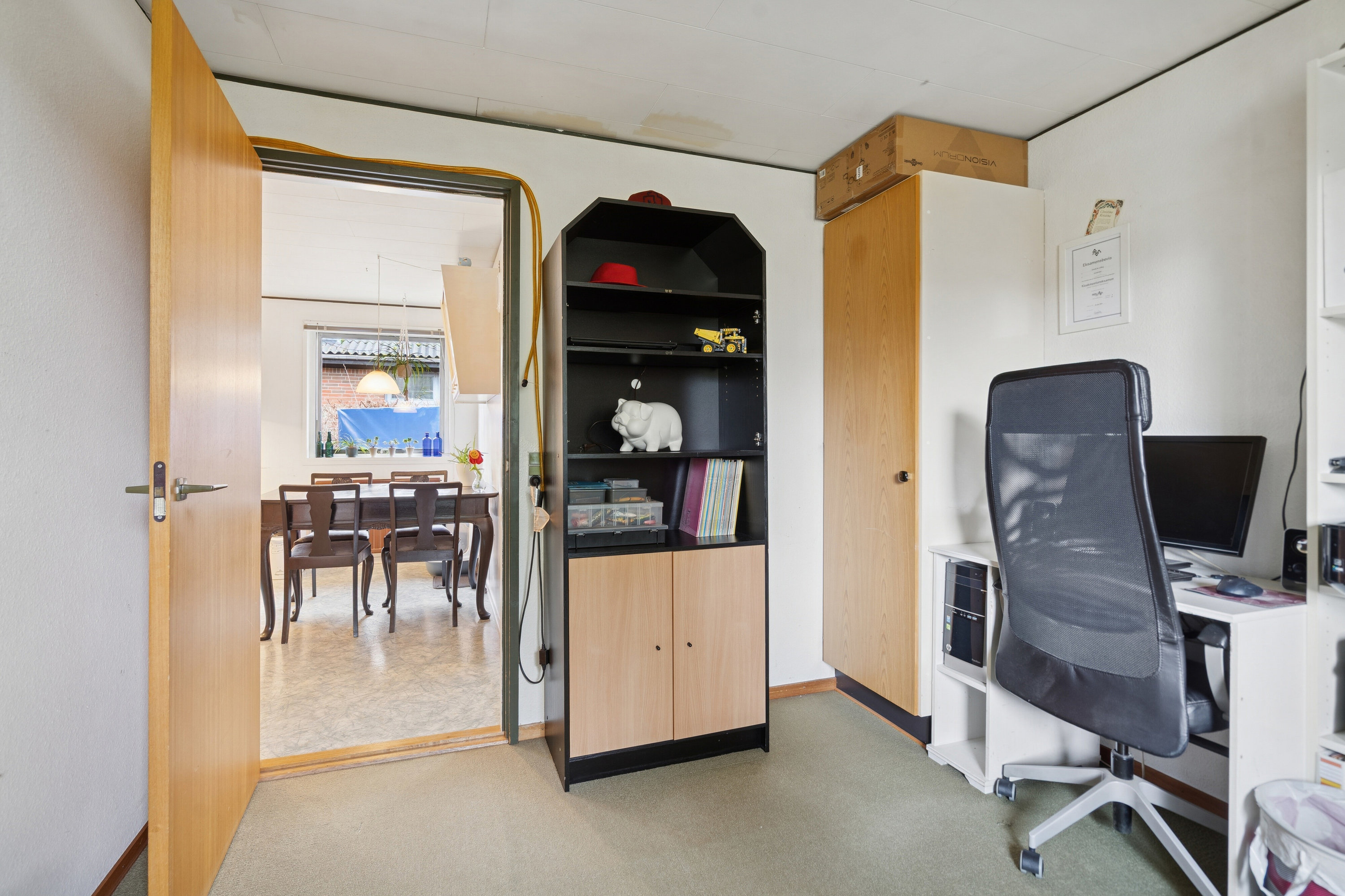 Fremhævet arbejdsværelse billede i fuldskærmstilstand. Billede af Billeshavevej 8, Korup, 5210 Odense NV