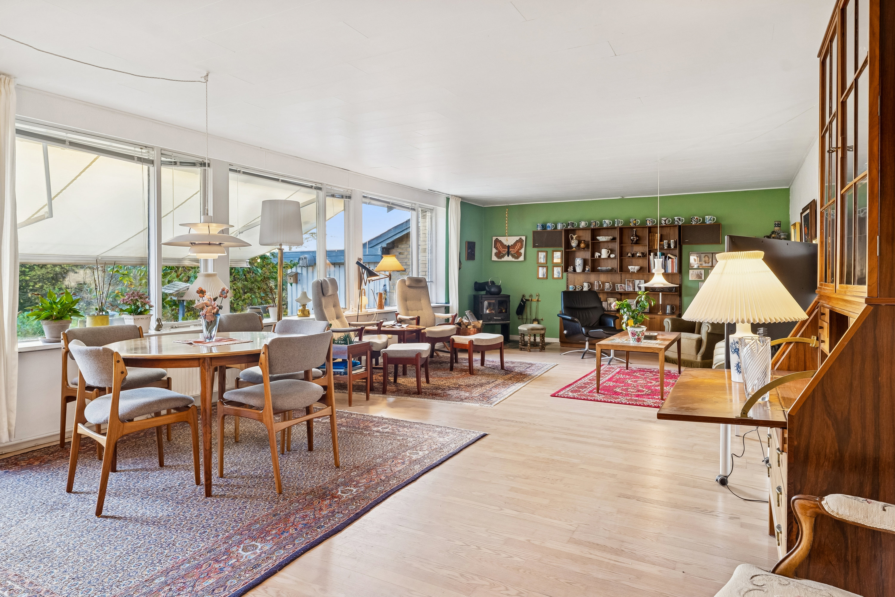 Fremhævet stue billede i fuldskærmstilstand. Billede af Rosenholmvej 23, 8930 Randers NØ