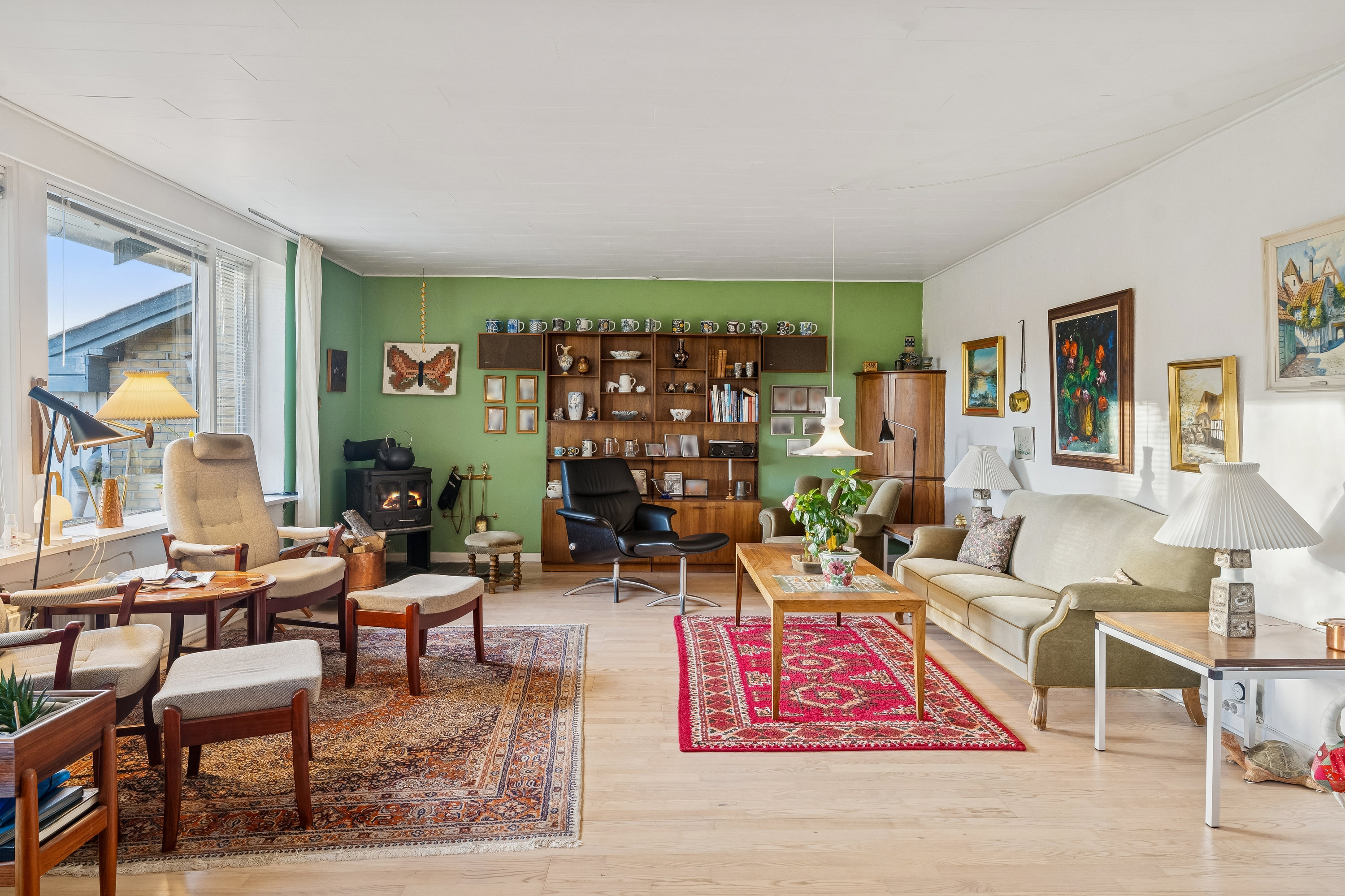 Fremhævet stue billede i fuldskærmstilstand. Billede af Rosenholmvej 23, 8930 Randers NØ