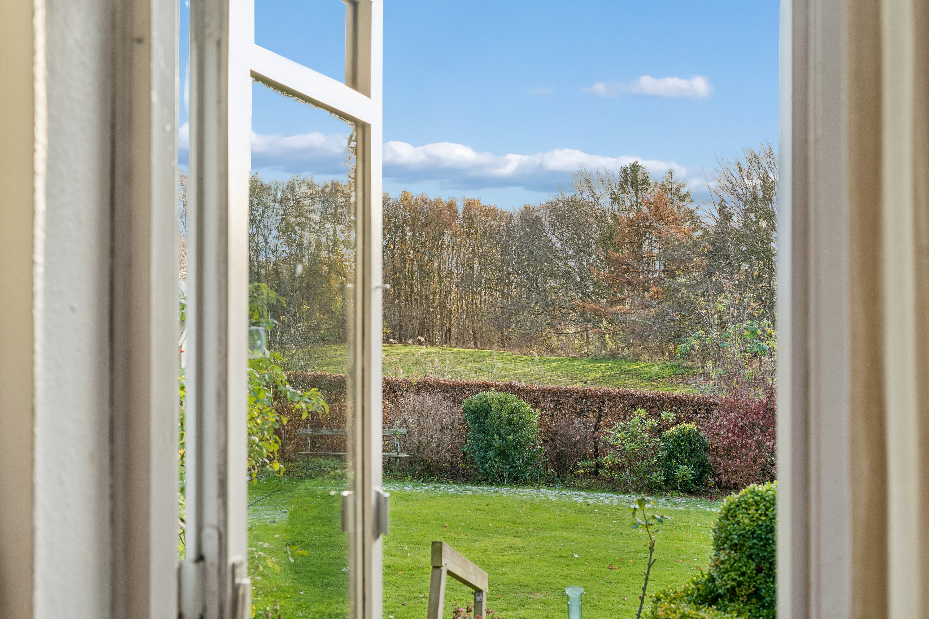 Fremhævet udsigt billede i fuldskærmstilstand. Billede af Rosenholmvej 23, 8930 Randers NØ