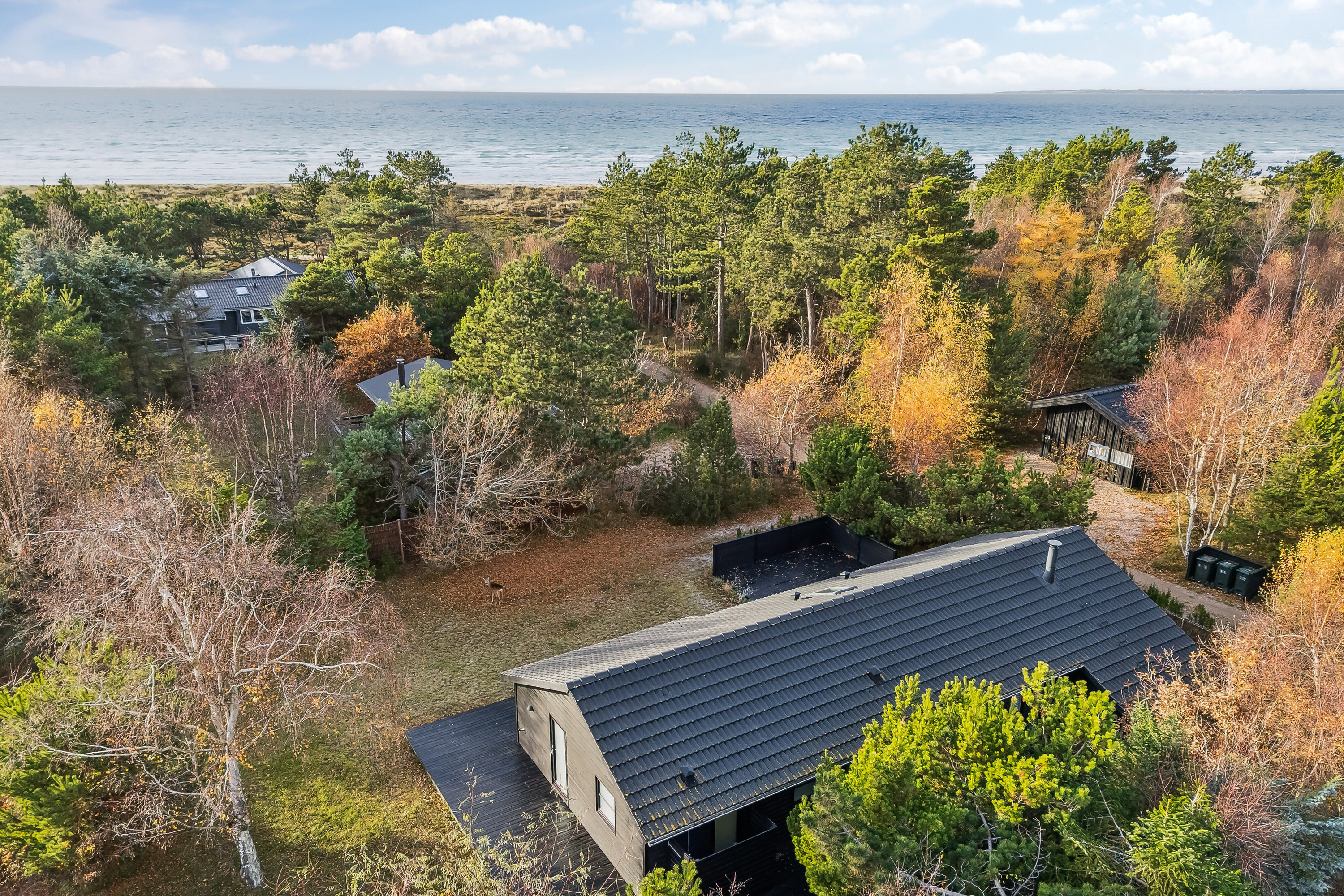 Miniaturebillede 1: udendørs. Billede af Falkevej 21, Gudmindrup Lyng, 4573 Højby