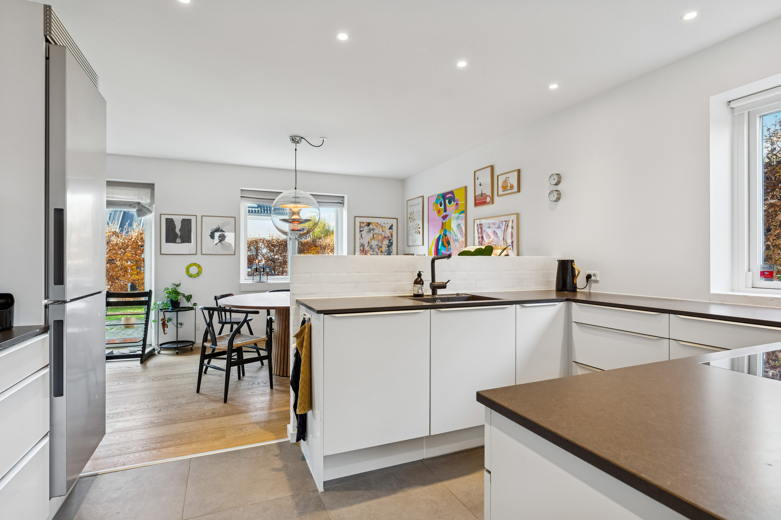 Fremhævet køkken billede i fuldskærmstilstand. Billede af Kirkebjerggårdsvej 12B, 2635 Ishøj