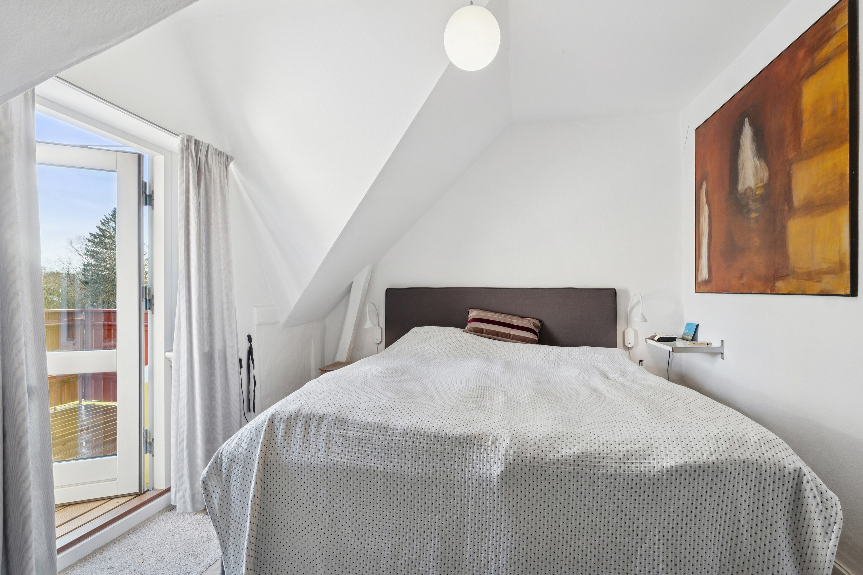 Fremhævet soveværelse billede i fuldskærmstilstand. Billede af Krogvej 14, 1., 2830 Virum