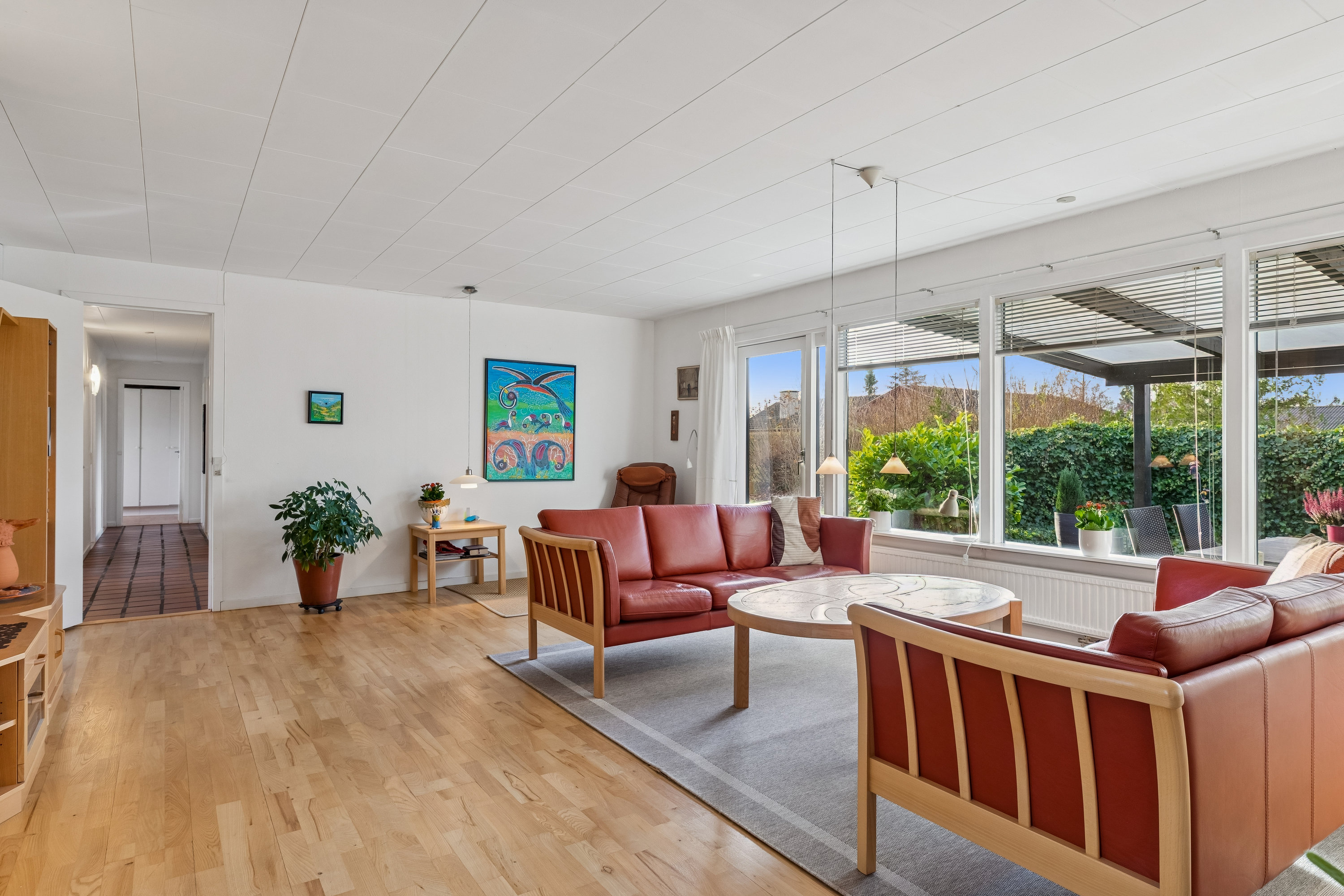 Fremhævet stue billede i fuldskærmstilstand. Billede af Piletoften 29, 2630 Taastrup