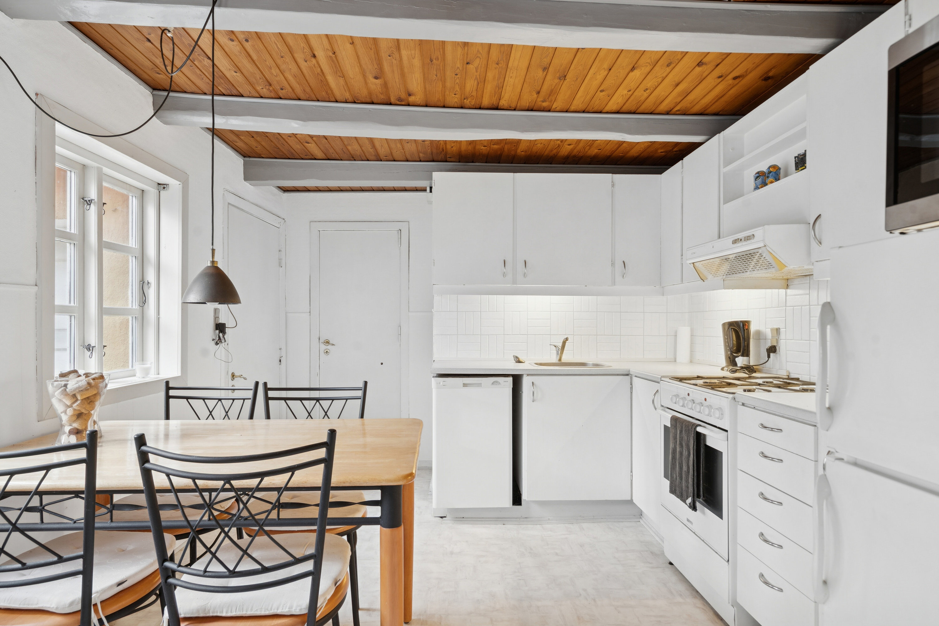 Fremhævet køkken billede i fuldskærmstilstand. Billede af Assensvej 334, Frankfri, 5690 Tommerup