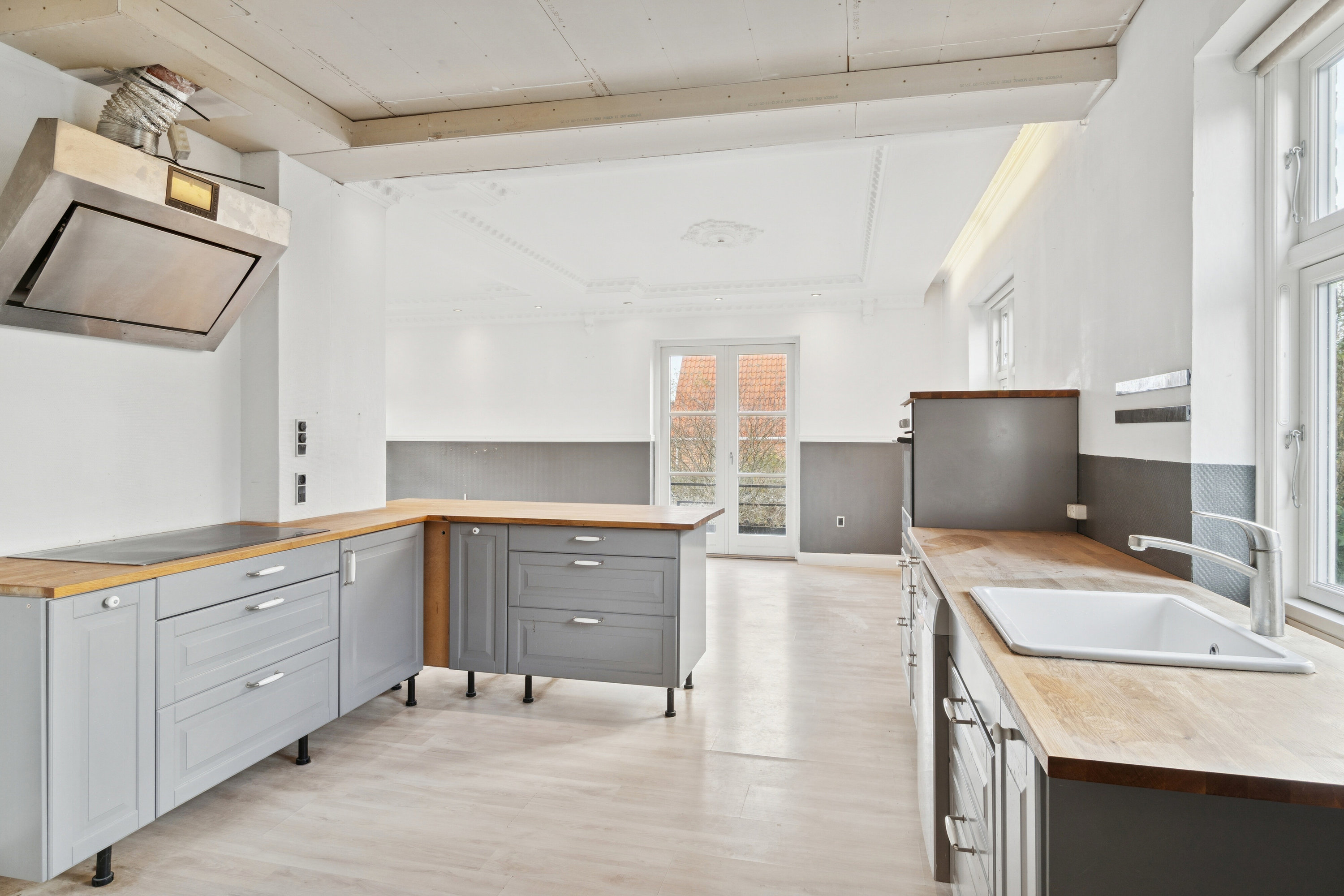 Fremhævet køkken billede i fuldskærmstilstand. Billede af Munkholmvej 43, 4300 Holbæk