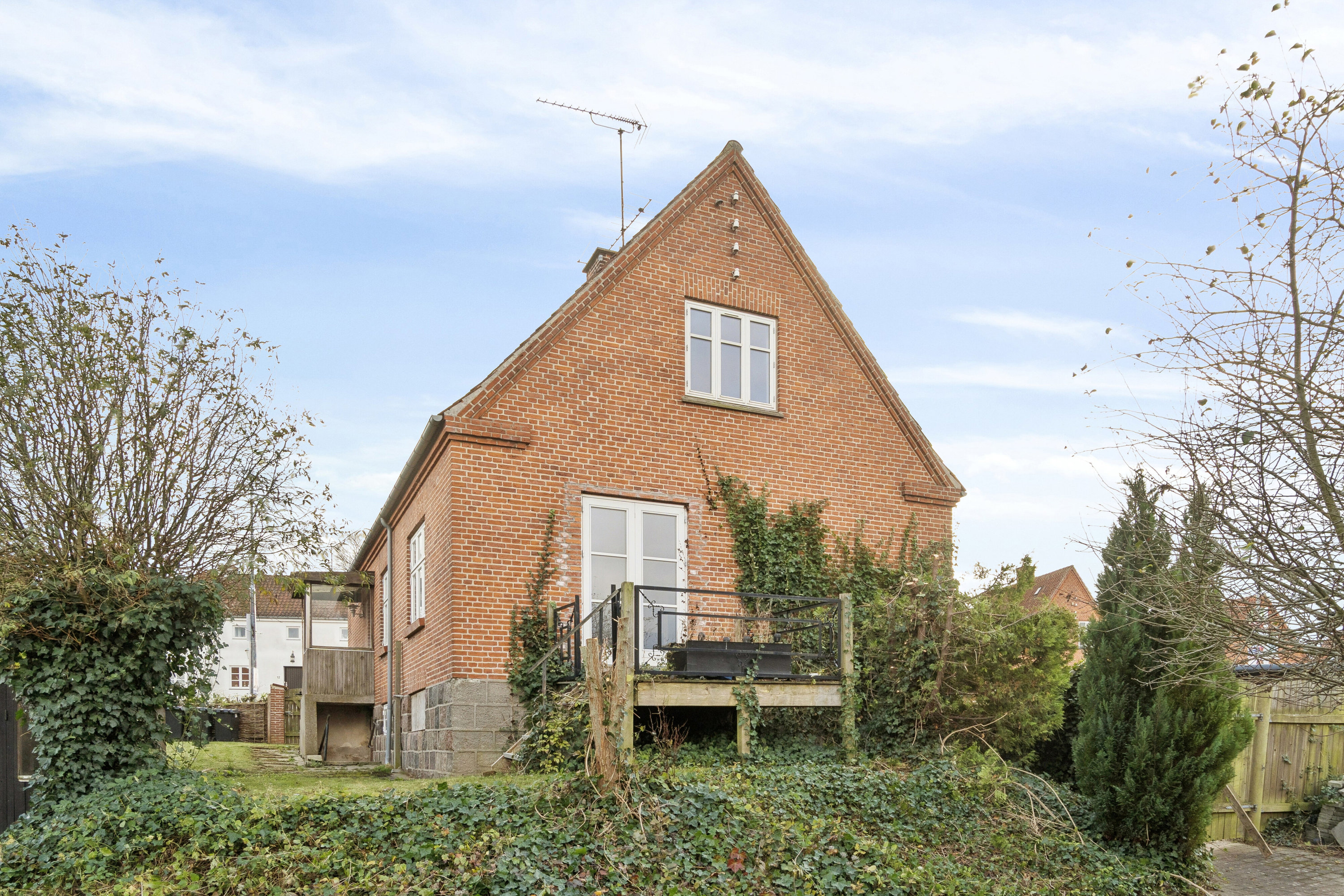 Miniaturebillede 1: udendørs. Billede af Munkholmvej 43, 4300 Holbæk