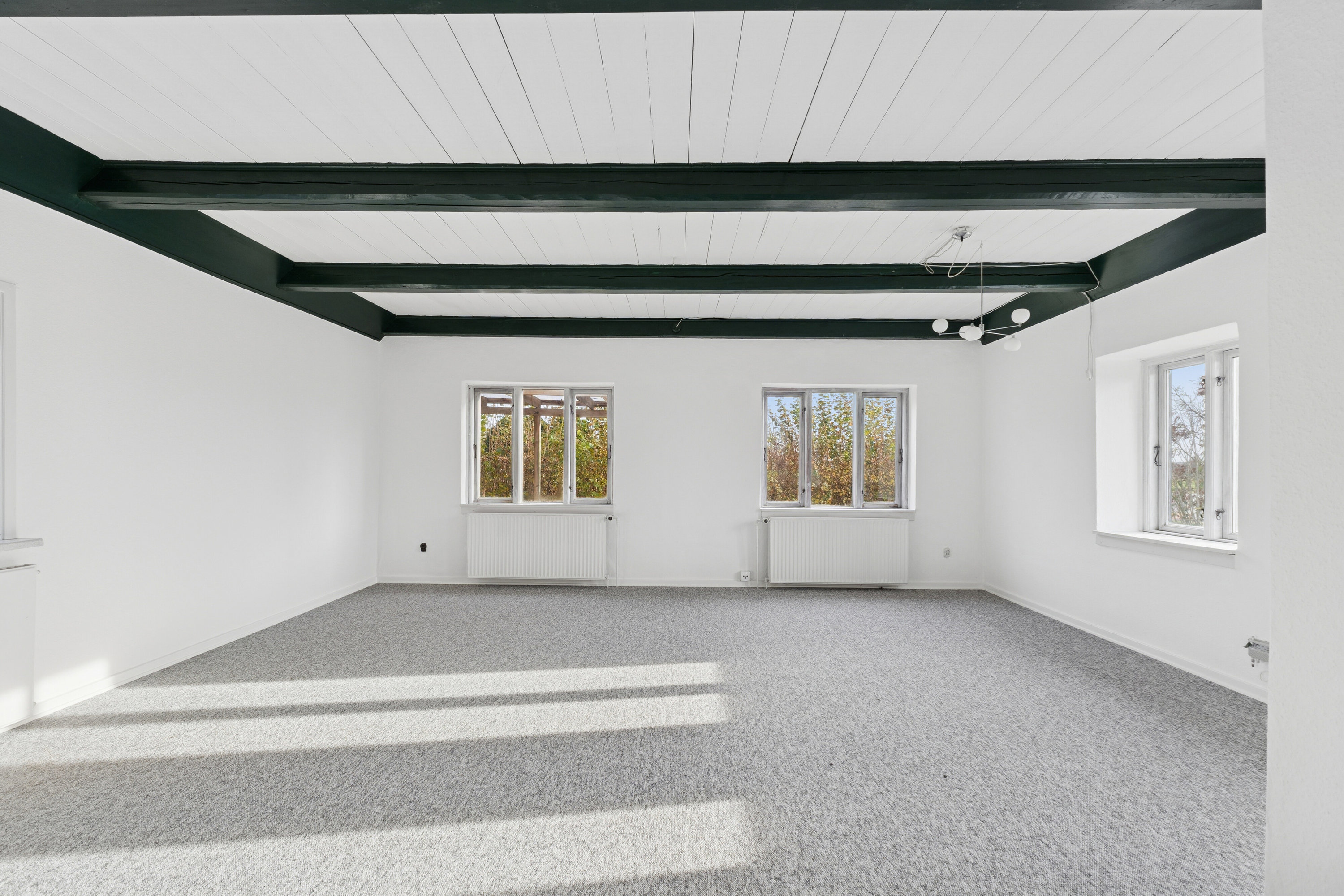 Fremhævet stue billede i fuldskærmstilstand. Billede af Rugårdsvej 341, Villestofte, 5210 Odense NV