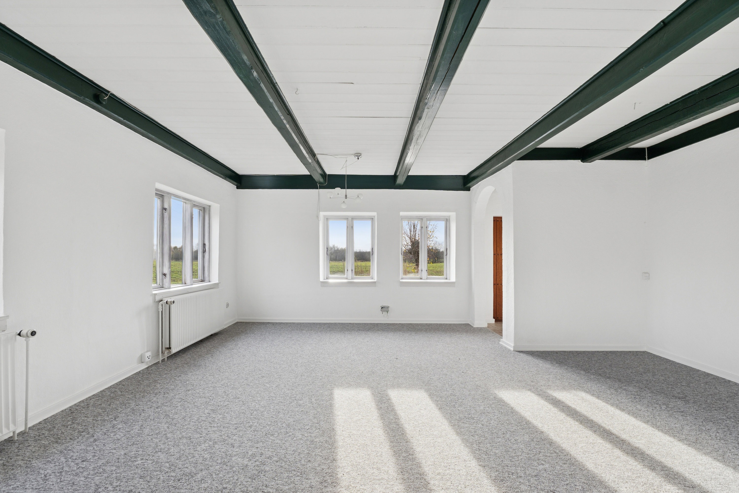 Fremhævet stue billede i fuldskærmstilstand. Billede af Rugårdsvej 341, Villestofte, 5210 Odense NV