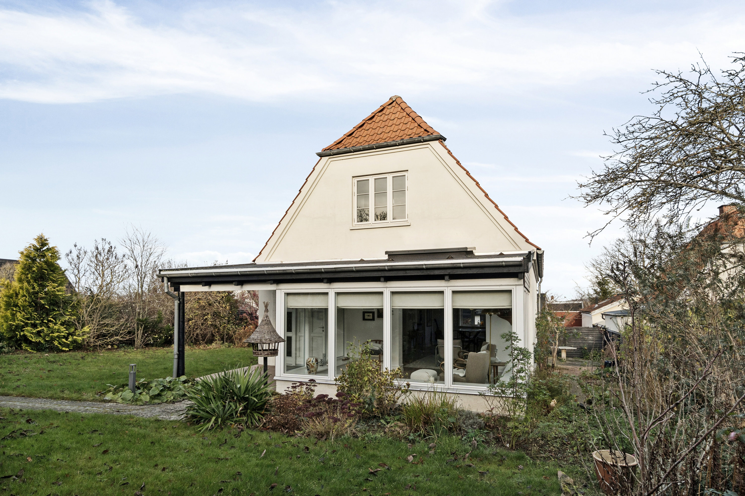 Miniaturebillede 1: set fra haven. Billede af Kalundborgvej 164, 4300 Holbæk