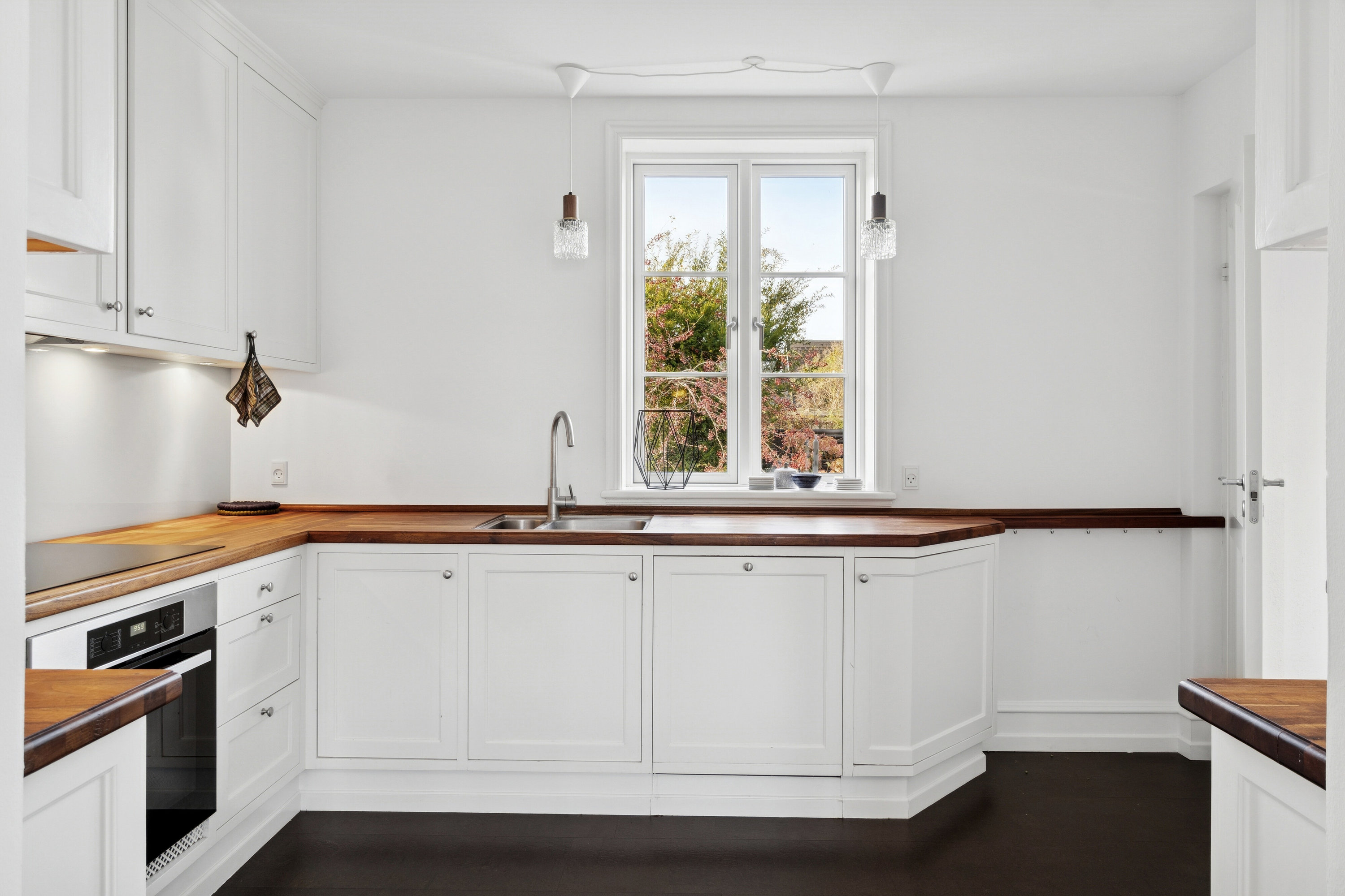 Fremhævet køkken billede i fuldskærmstilstand. Billede af Kalundborgvej 164, 4300 Holbæk