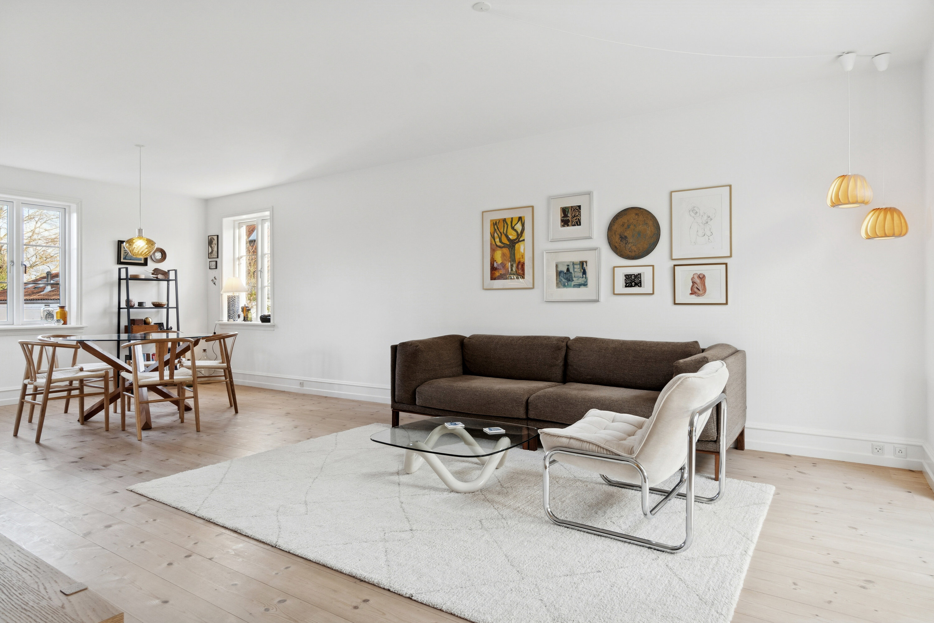 Fremhævet stue billede i fuldskærmstilstand. Billede af Kalundborgvej 164, 4300 Holbæk