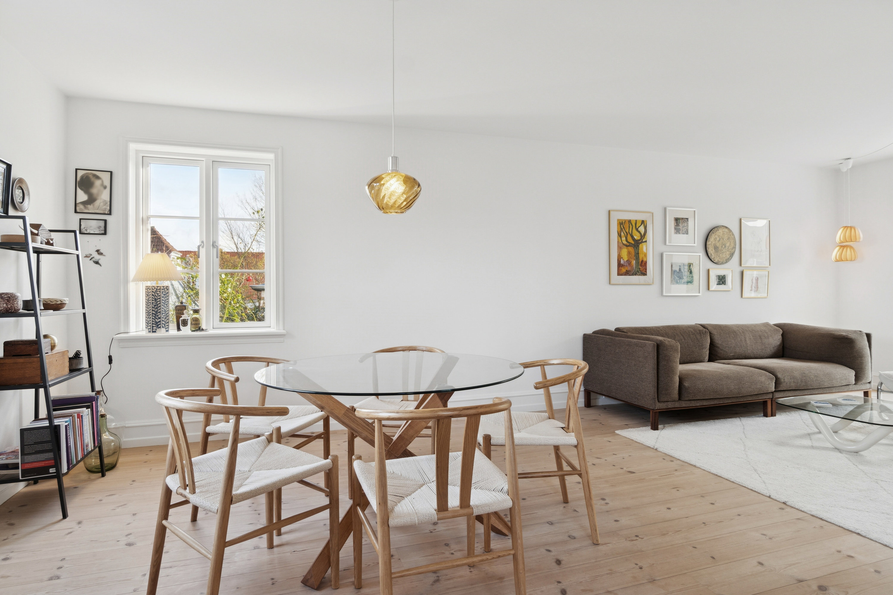 Fremhævet spisestue billede i fuldskærmstilstand. Billede af Kalundborgvej 164, 4300 Holbæk