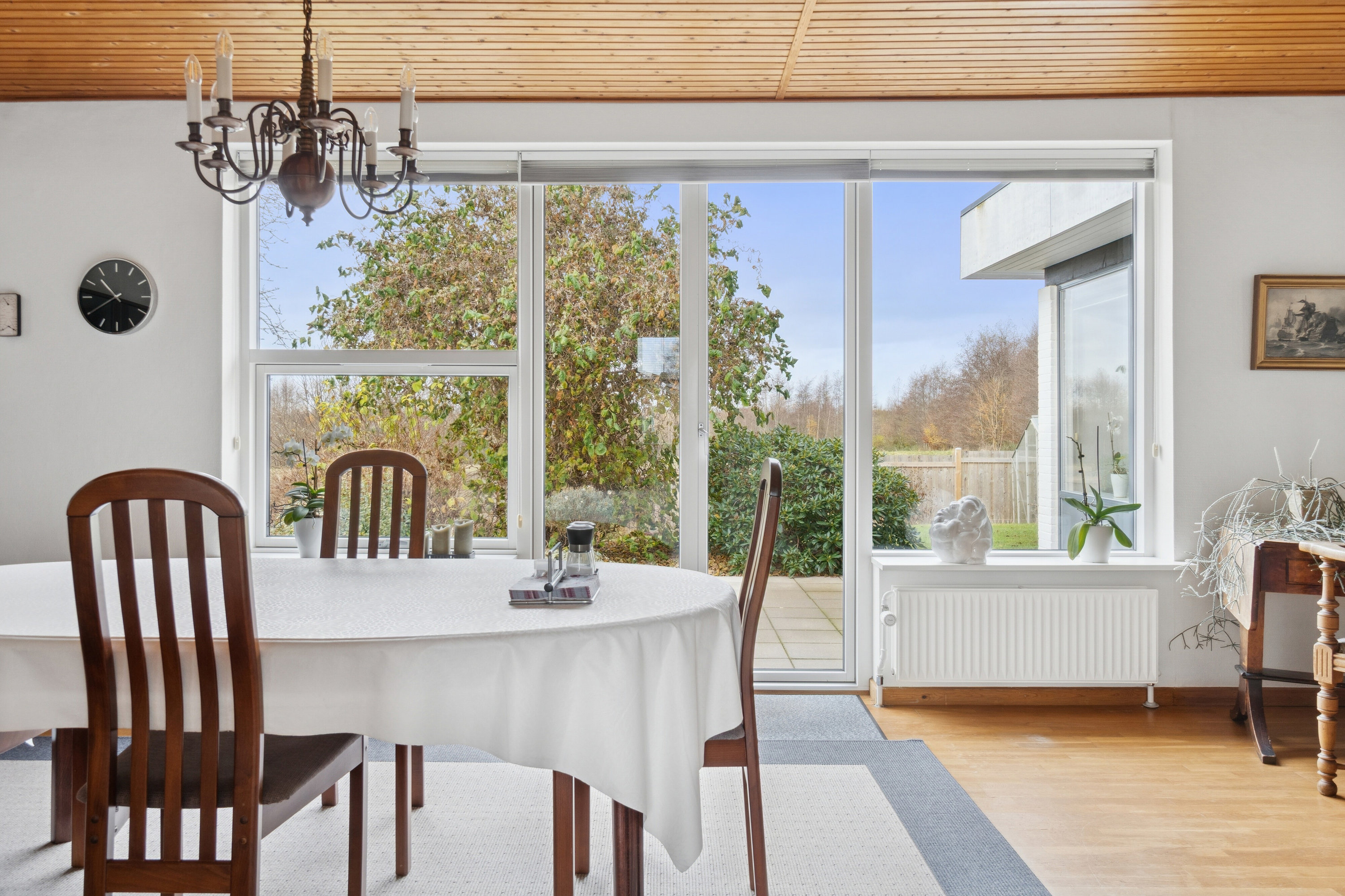 Fremhævet spisestue billede i fuldskærmstilstand. Billede af Præsteengen 27, Rønnebæk, 4700 Næstved