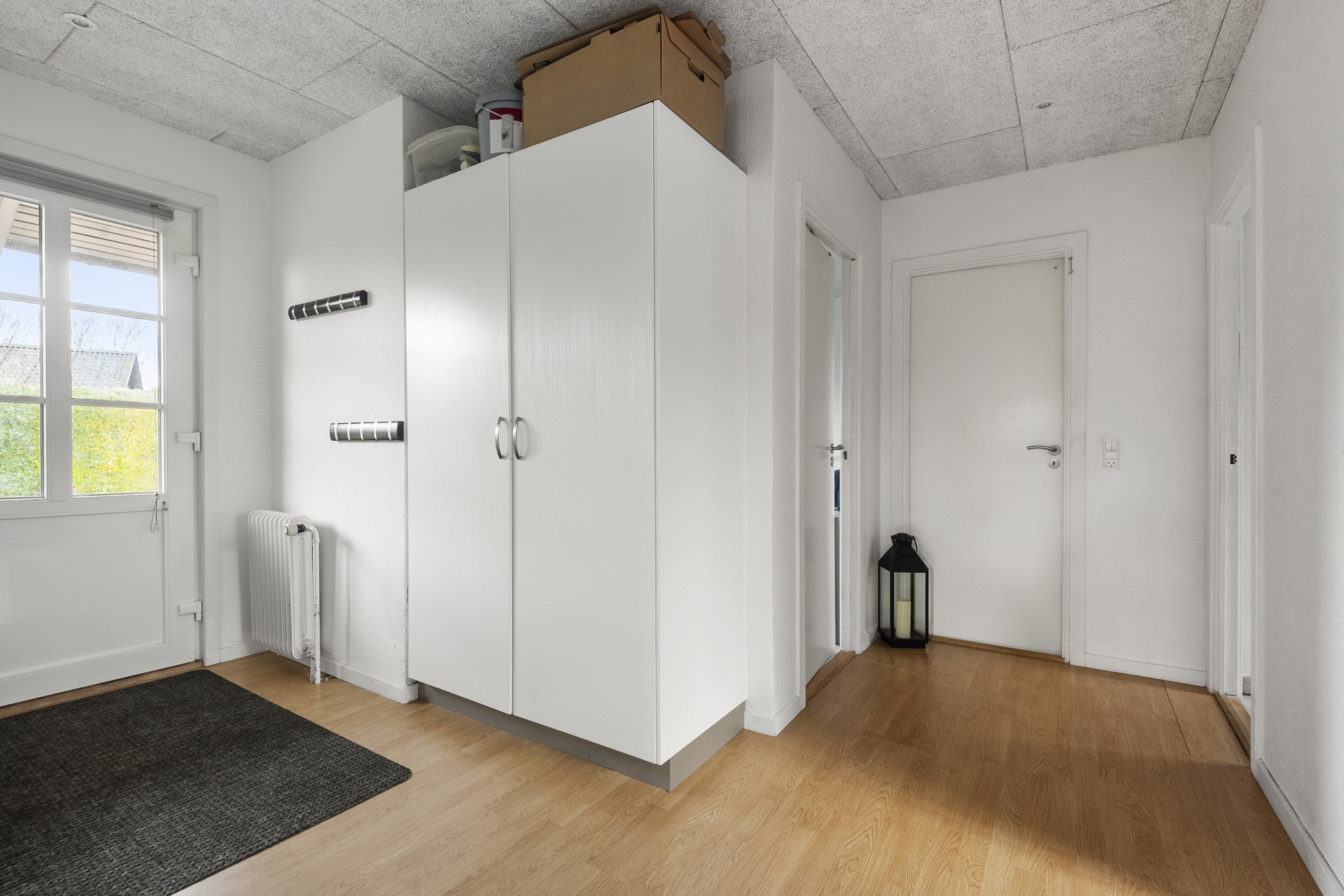 Fremhævet entré billede i fuldskærmstilstand. Billede af Byparken 2, Næsbjerg, 6800 Varde