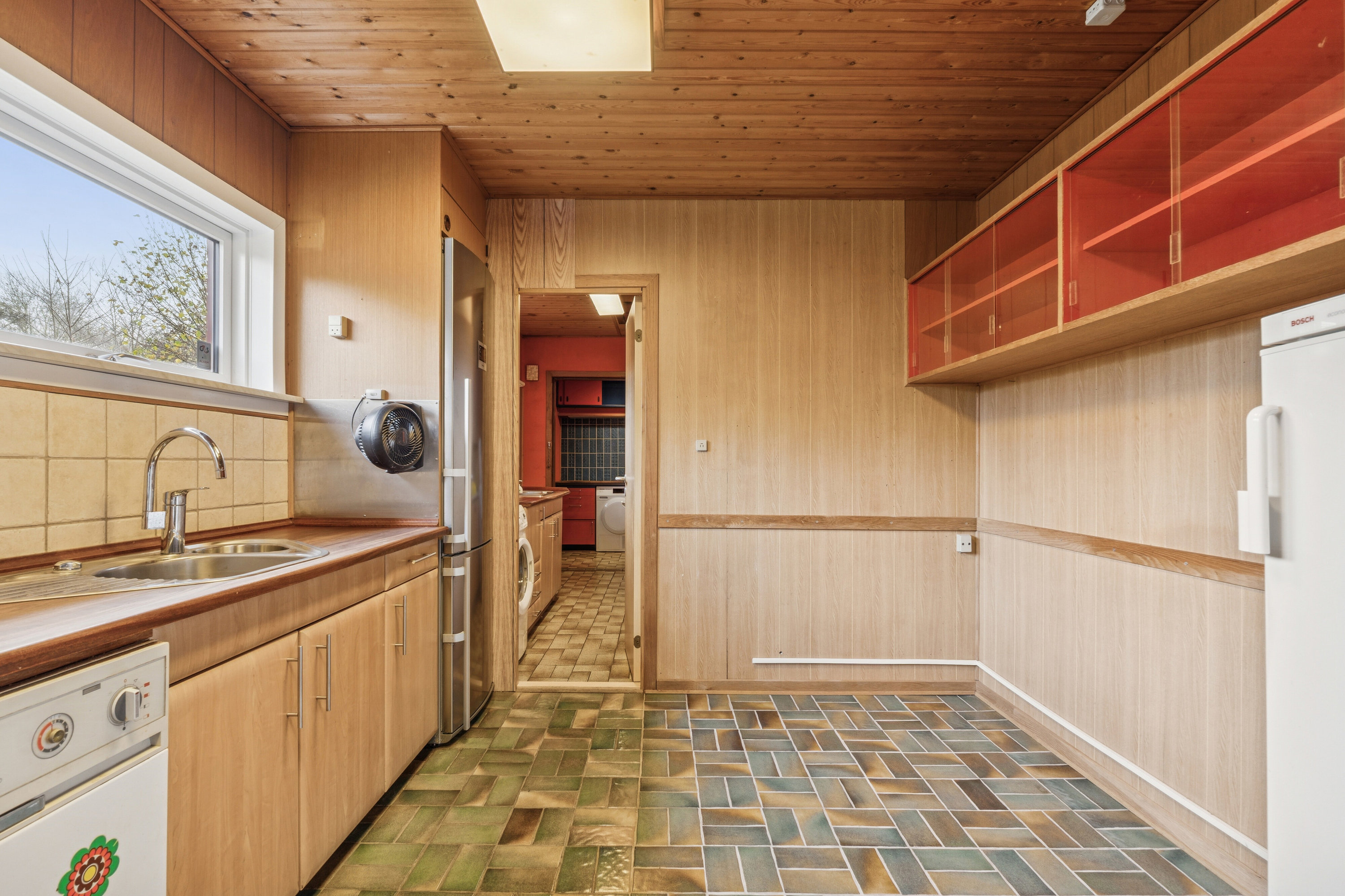 Fremhævet køkken billede i fuldskærmstilstand. Billede af Hækkehusvej 16, Bellinge, 5250 Odense SV