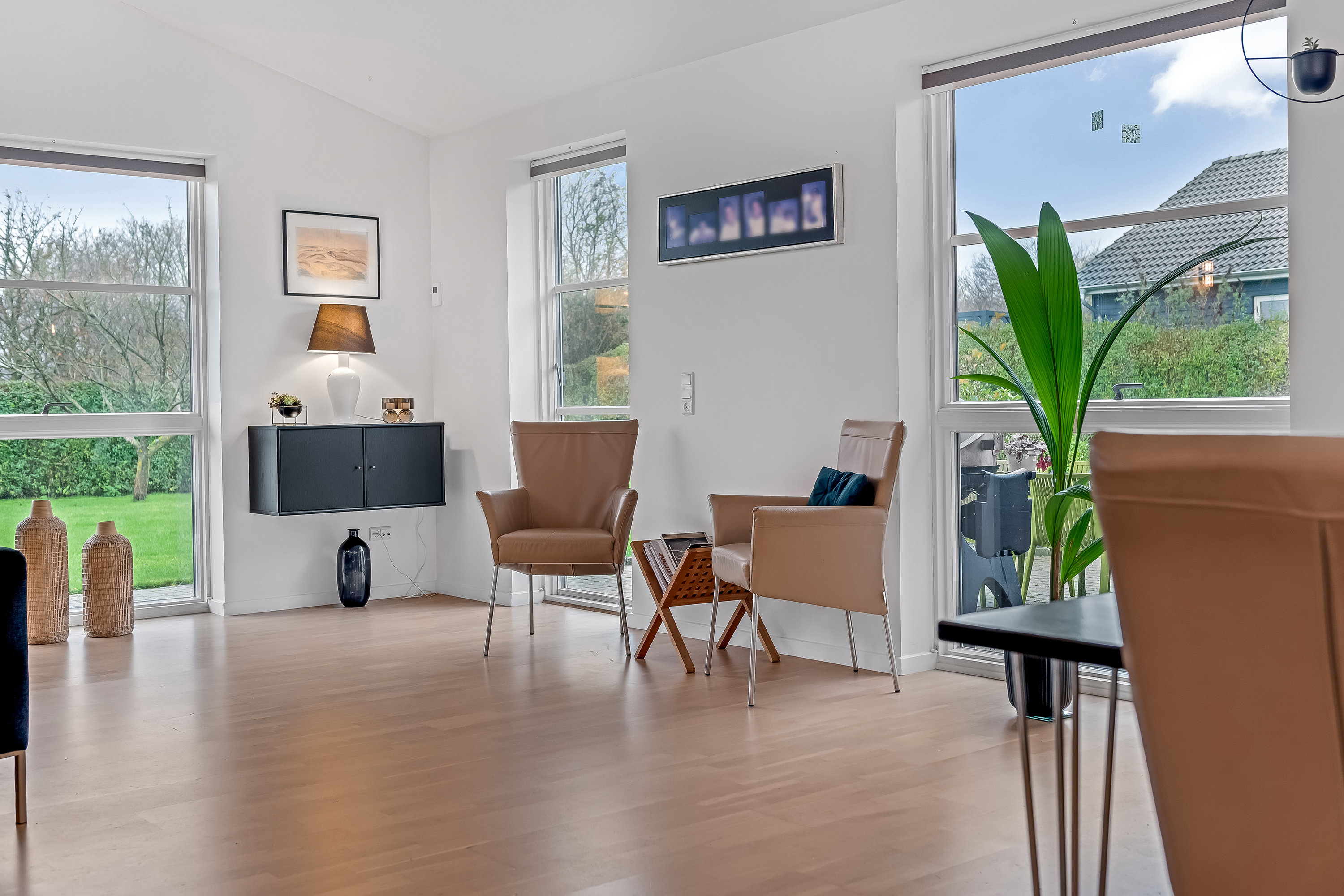 Fremhævet stue billede i fuldskærmstilstand. Billede af Dammen 8, 7500 Holstebro