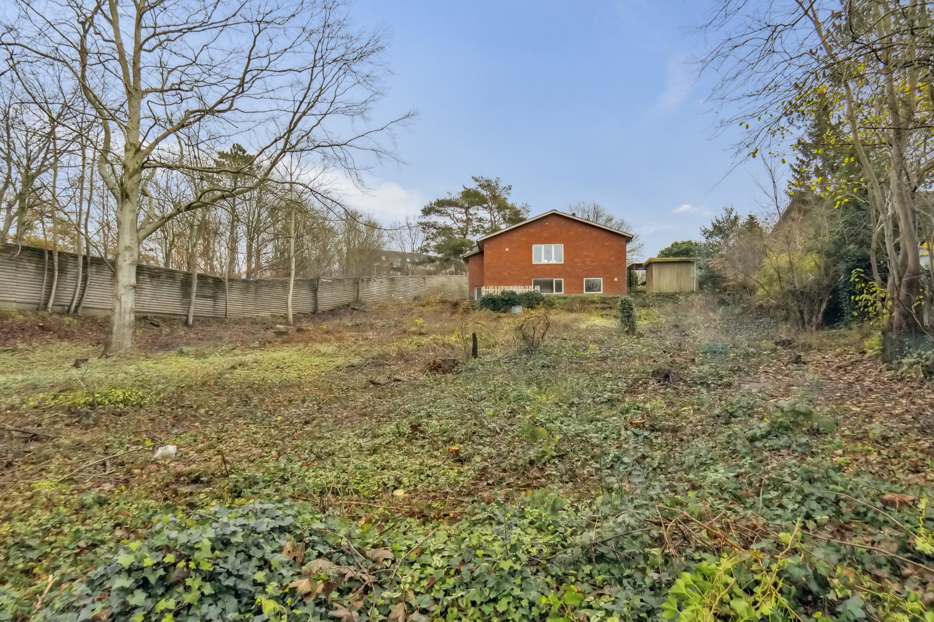 Fremhævet set fra haven billede i fuldskærmstilstand. Billede af Sct Olafs Vej 21, 9800 Hjørring