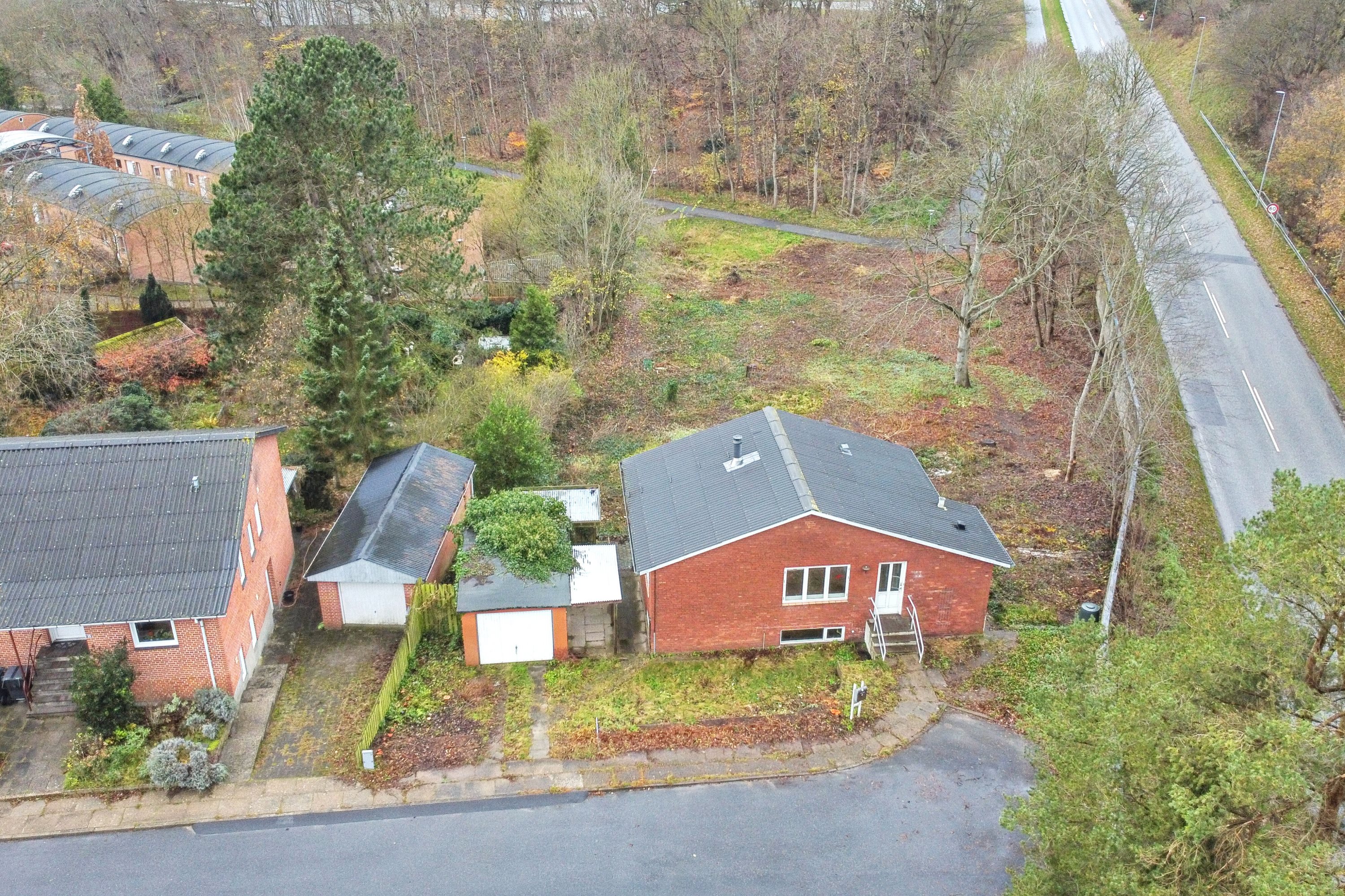 Fremhævet luftfoto billede i fuldskærmstilstand. Billede af Sct Olafs Vej 21, 9800 Hjørring