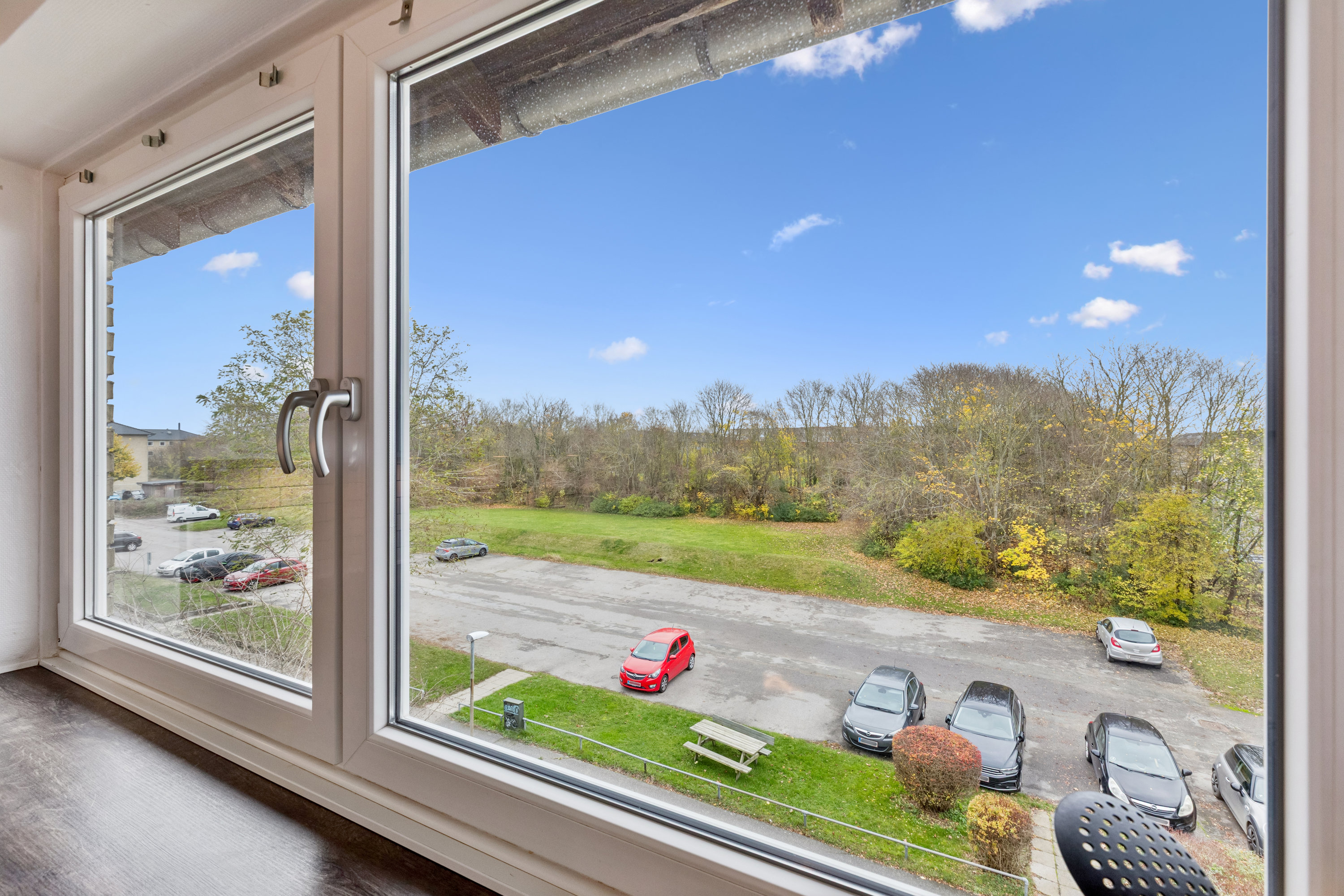 Fremhævet udsigt billede i fuldskærmstilstand. Billede af Rønnevangshusene 51, 2. th., 2630 Taastrup