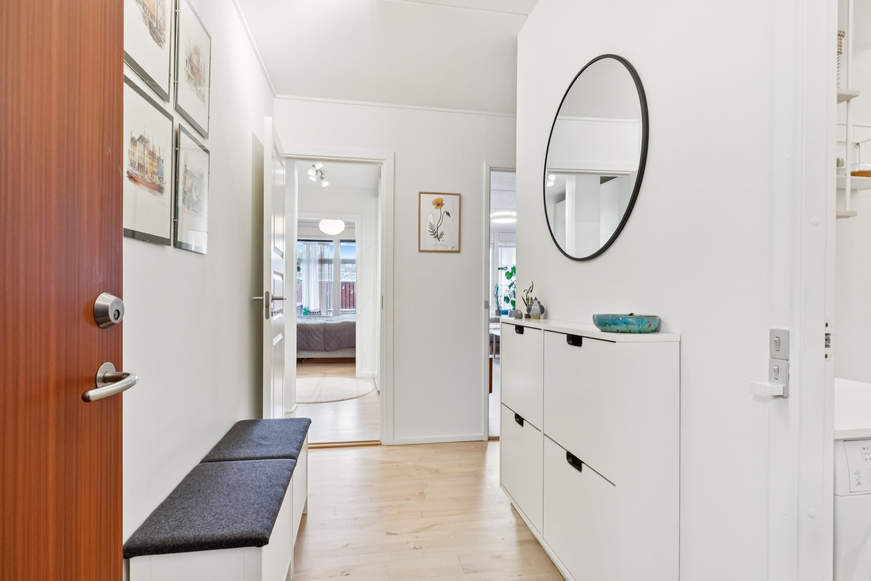 Miniaturebillede 2: entré. Billede af Leen C 4, st.. 3., Høje Taastrup, 2630 Taastrup