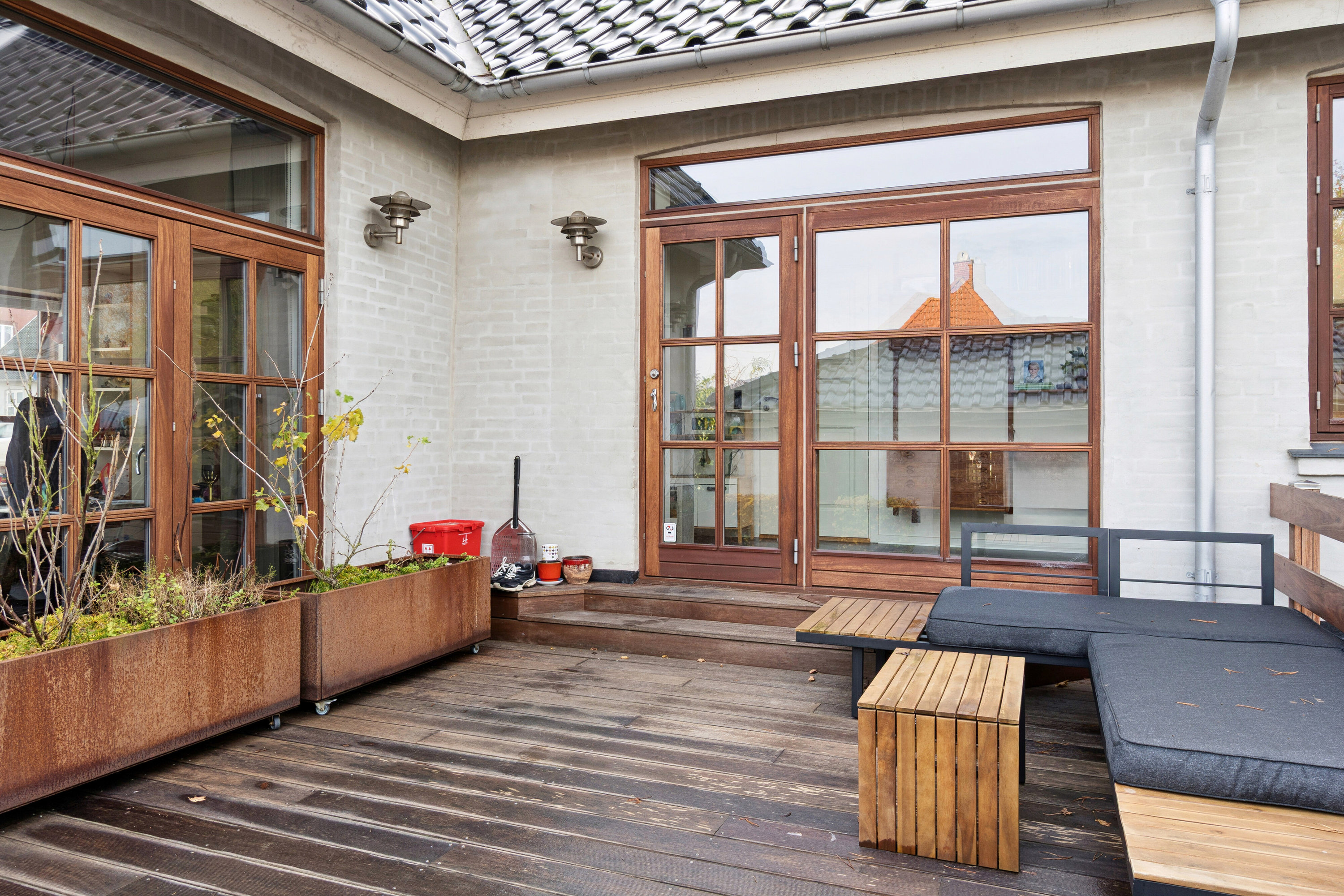 Fremhævet udendørs billede i fuldskærmstilstand. Billede af Hellig Andersvej 12, 4200 Slagelse