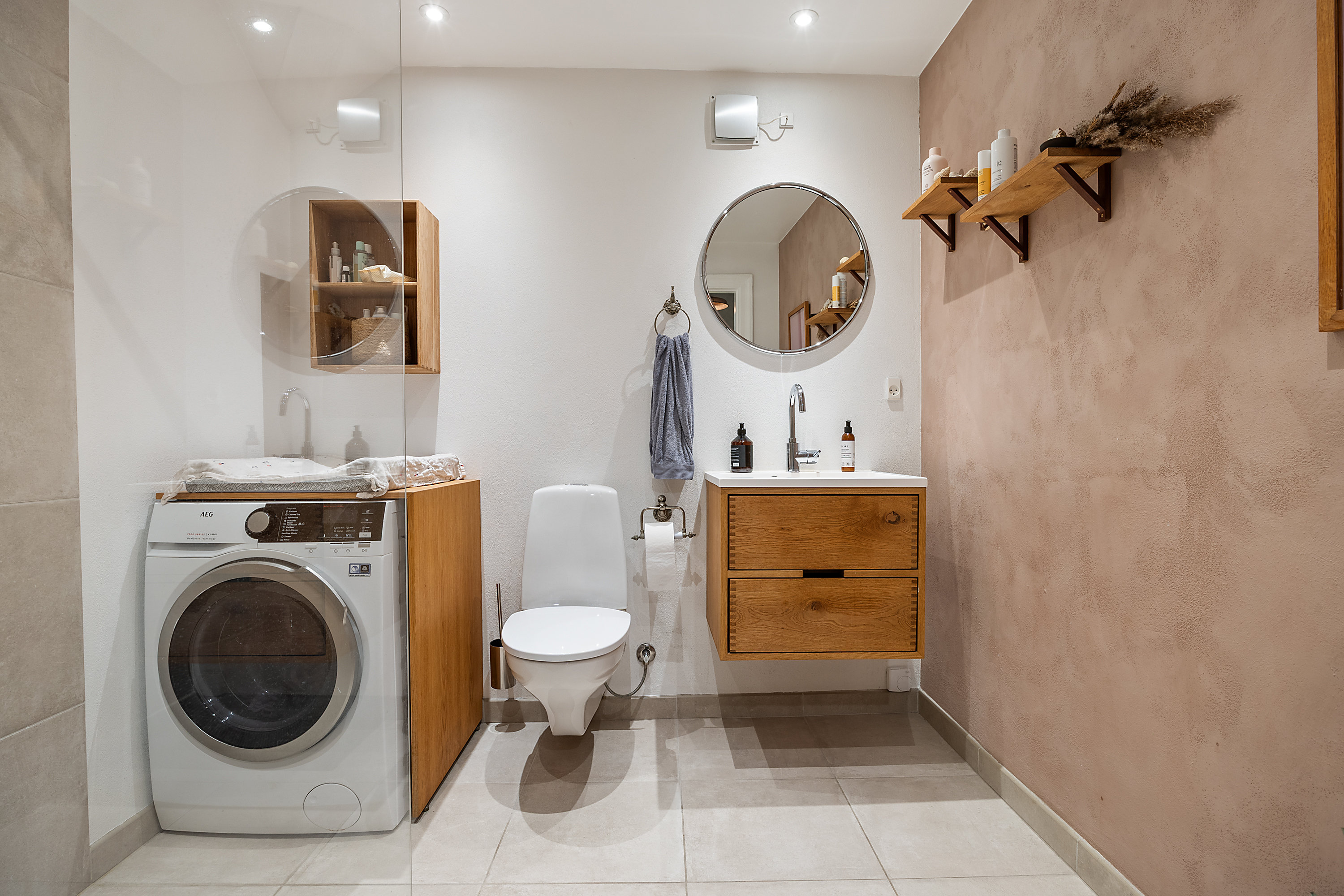 Fremhævet  billede i fuldskærmstilstand. Billede af H.C. Ørsteds Vej 70, 4. tv., 1879 Frederiksberg C