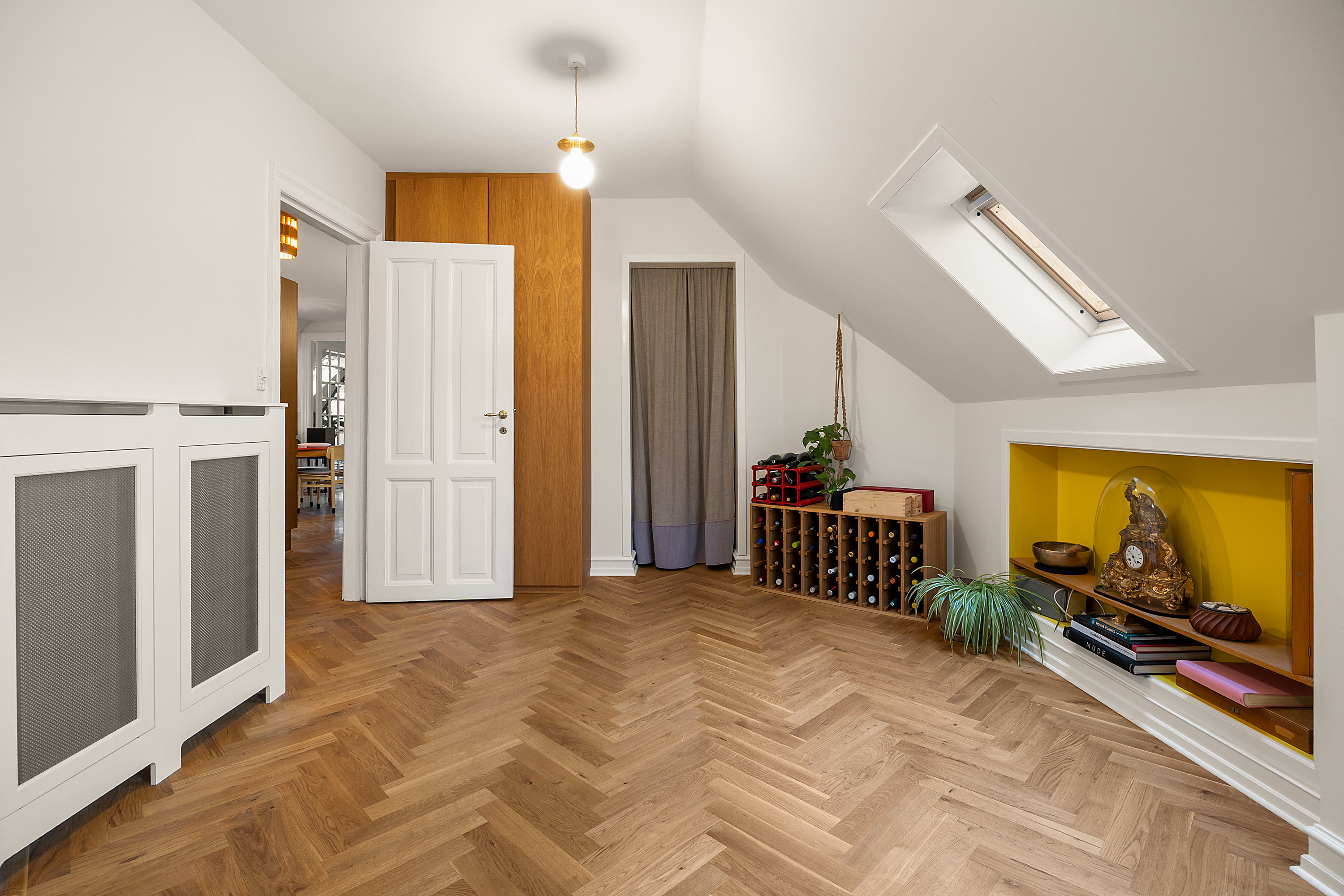 Fremhævet  billede i fuldskærmstilstand. Billede af H.C. Ørsteds Vej 70, 4. tv., 1879 Frederiksberg C