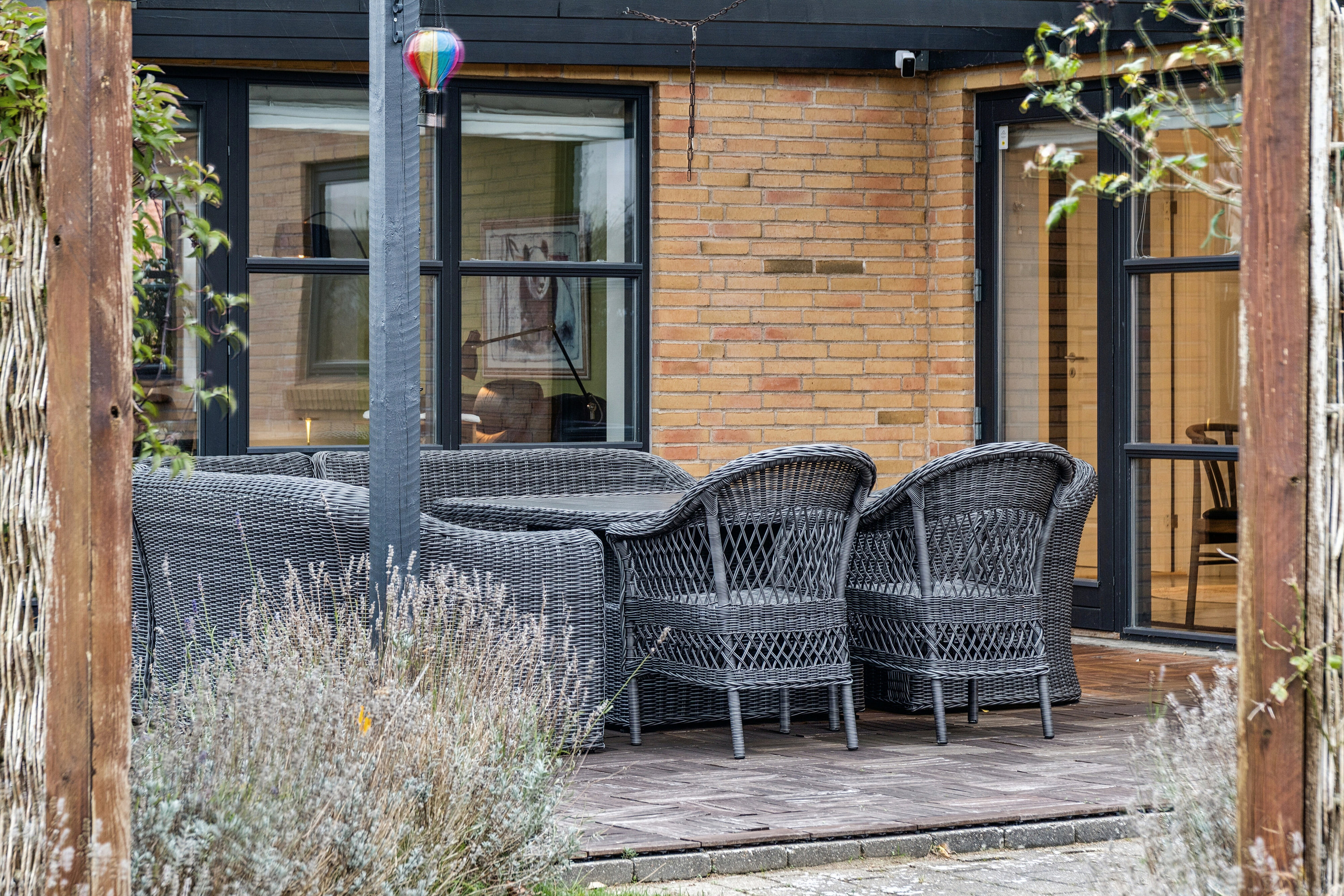 Fremhævet overdækket terrasse billede i fuldskærmstilstand. Billede af Lindegårdshegnet 1, 4500 Nykøbing Sj