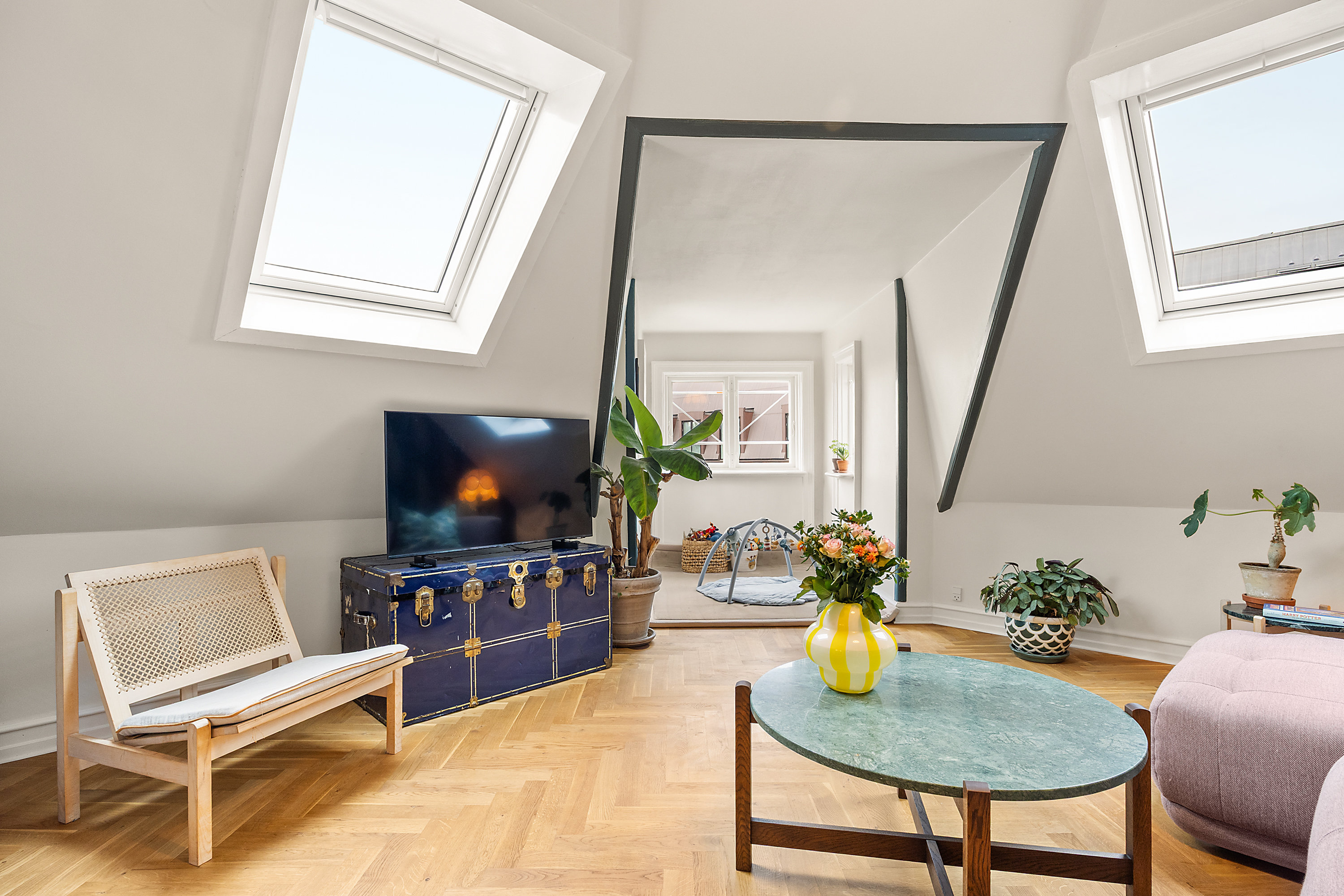 Fremhævet  billede i fuldskærmstilstand. Billede af H.C. Ørsteds Vej 70, 4. tv., 1879 Frederiksberg C