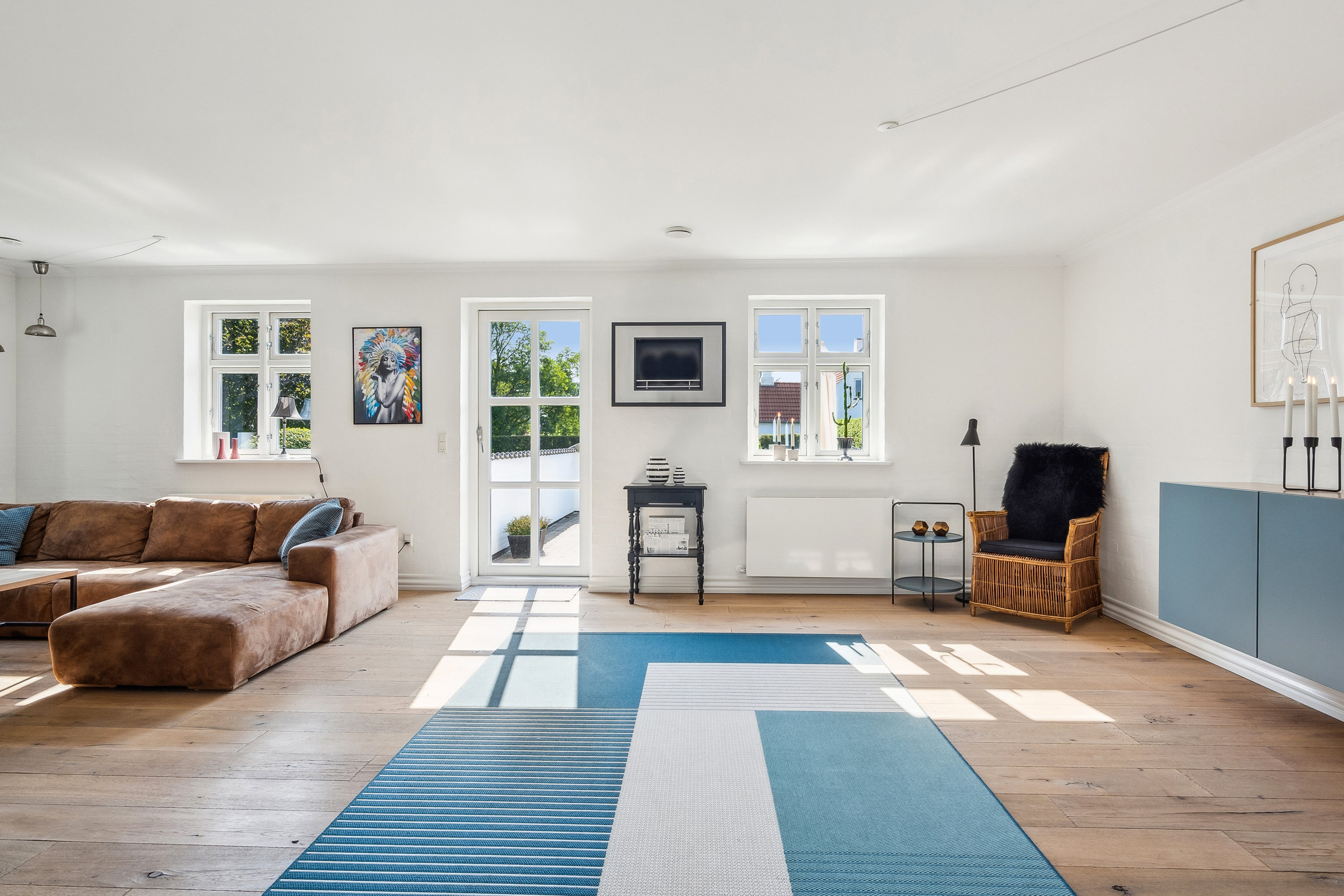 Fremhævet stue billede i fuldskærmstilstand. Billede af Astrupvej 911, 9800 Hjørring