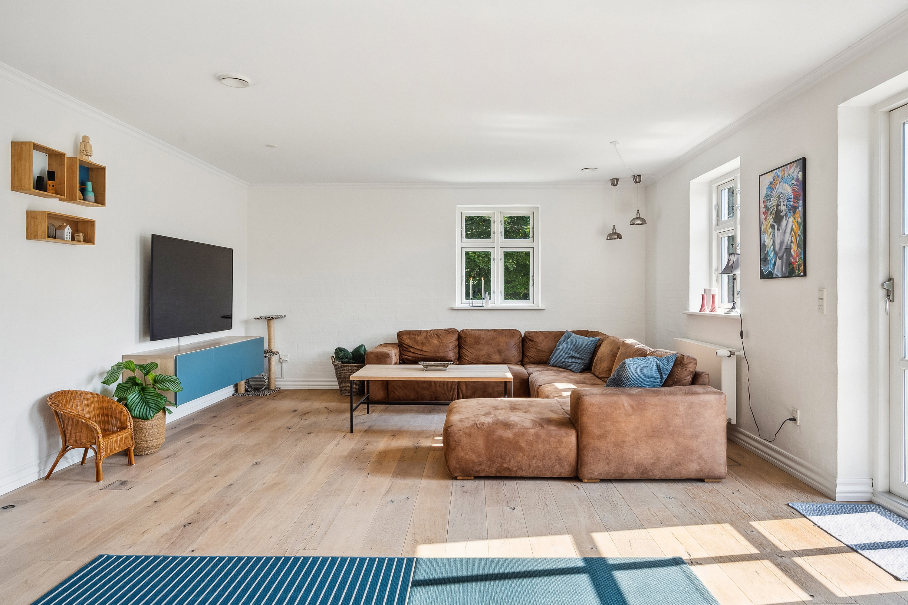 Fremhævet stue billede i fuldskærmstilstand. Billede af Astrupvej 911, 9800 Hjørring