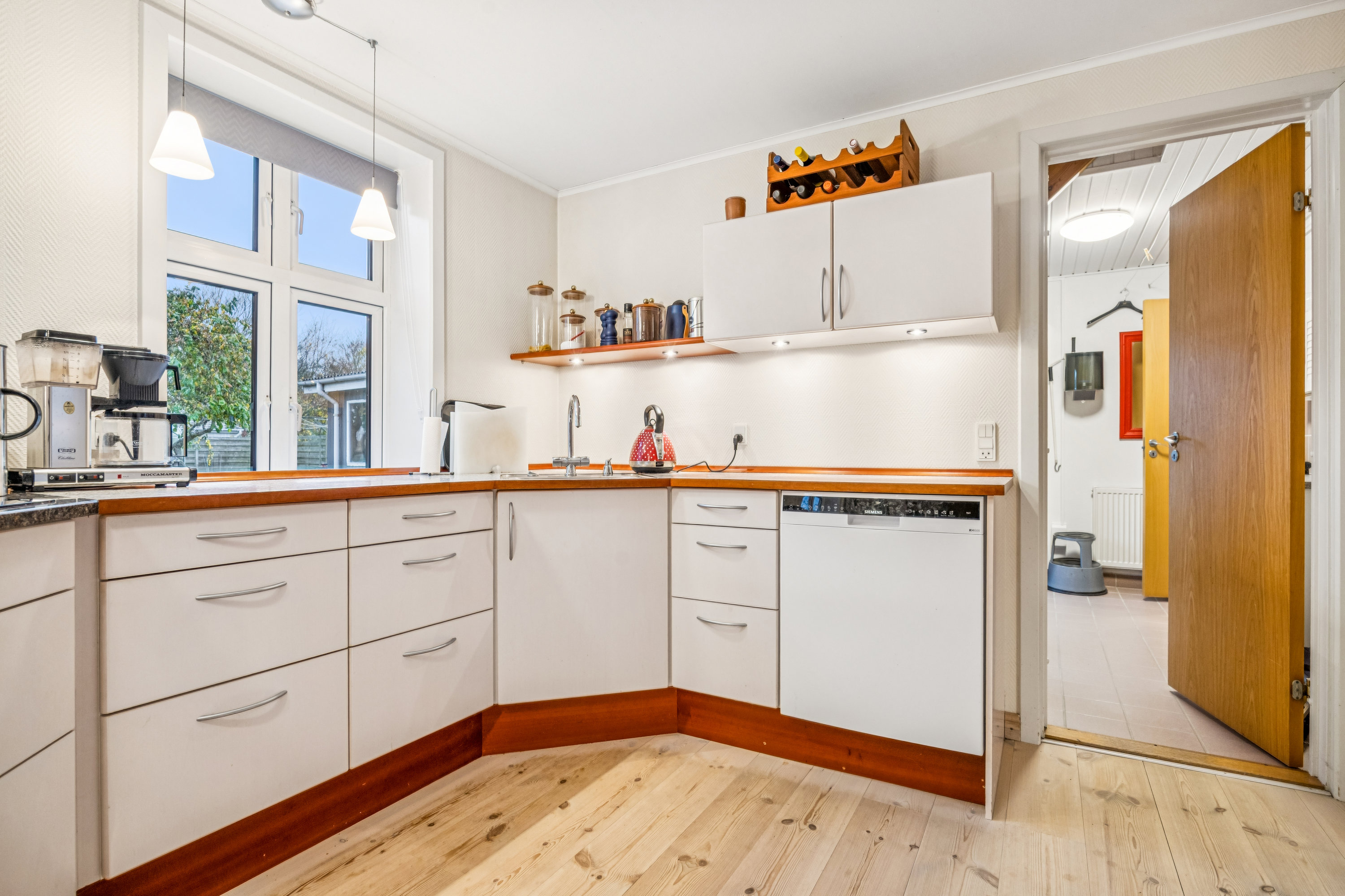 Fremhævet køkken billede i fuldskærmstilstand. Billede af Borgergade 61, 9362 Gandrup