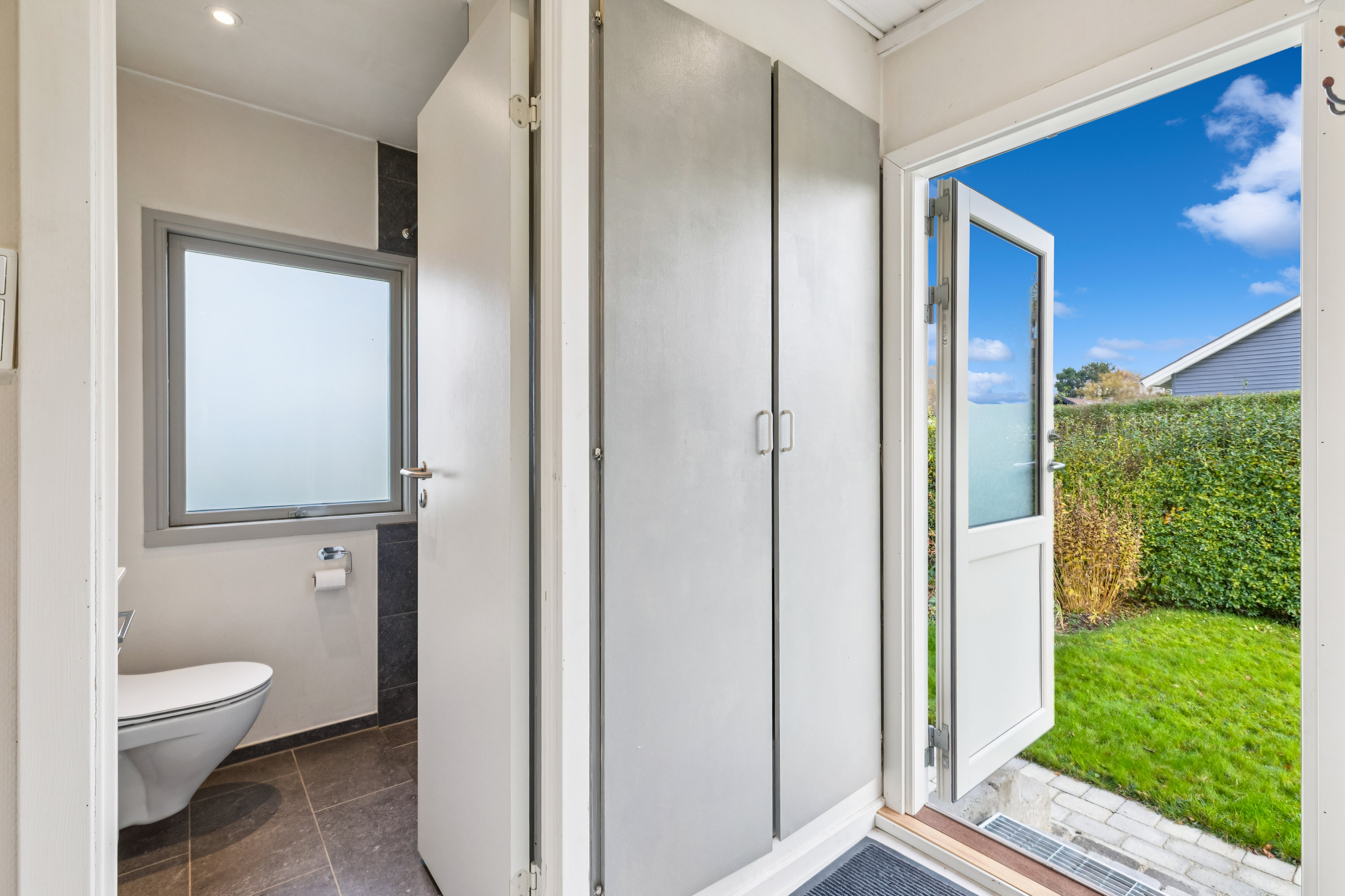 Fremhævet gang billede i fuldskærmstilstand. Billede af Agerhaven 64, 2640 Hedehusene