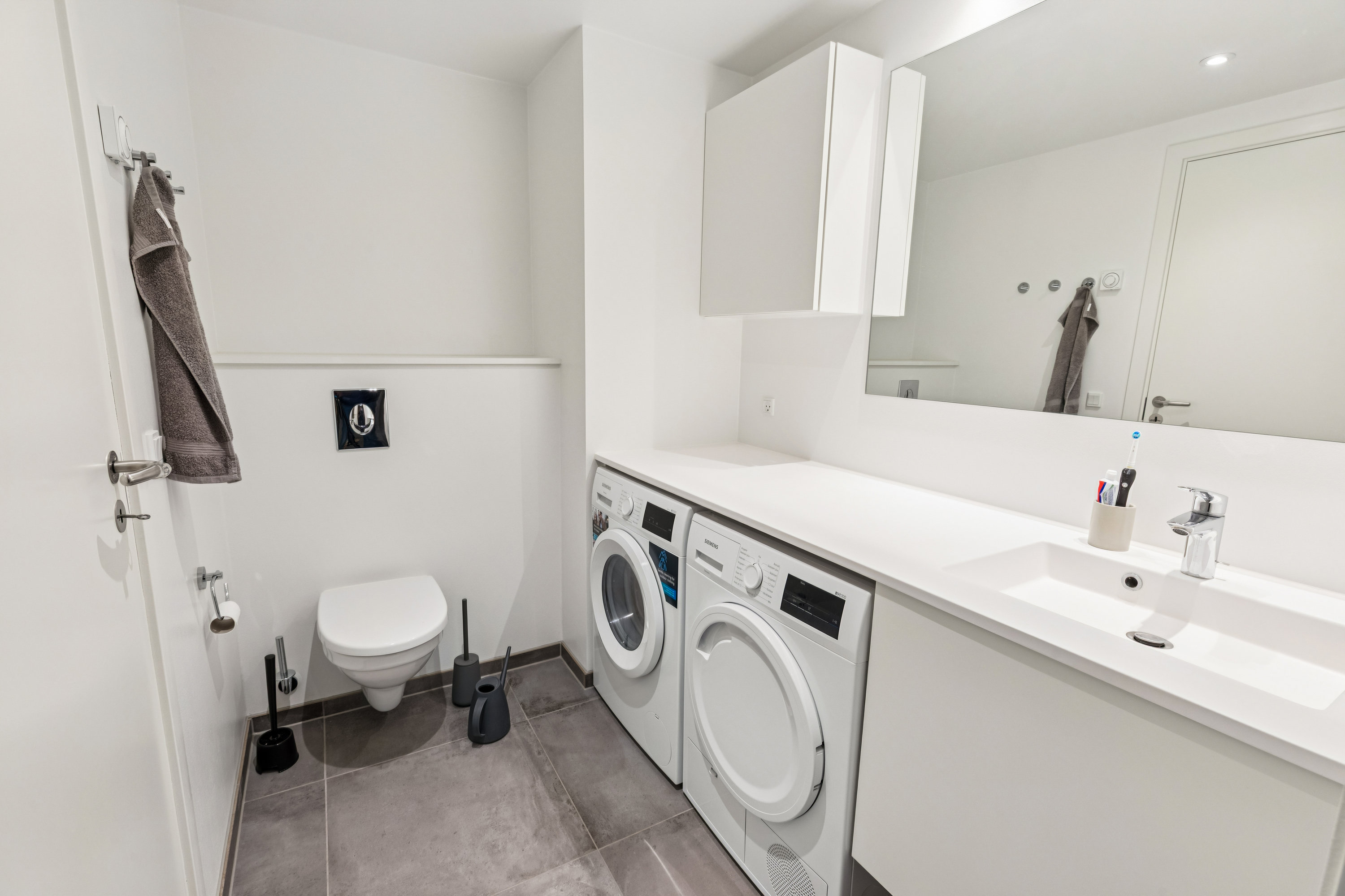 Fremhævet badeværelse billede i fuldskærmstilstand. Billede af Søgræsgade 122, Nærheden, 2640 Hedehusene