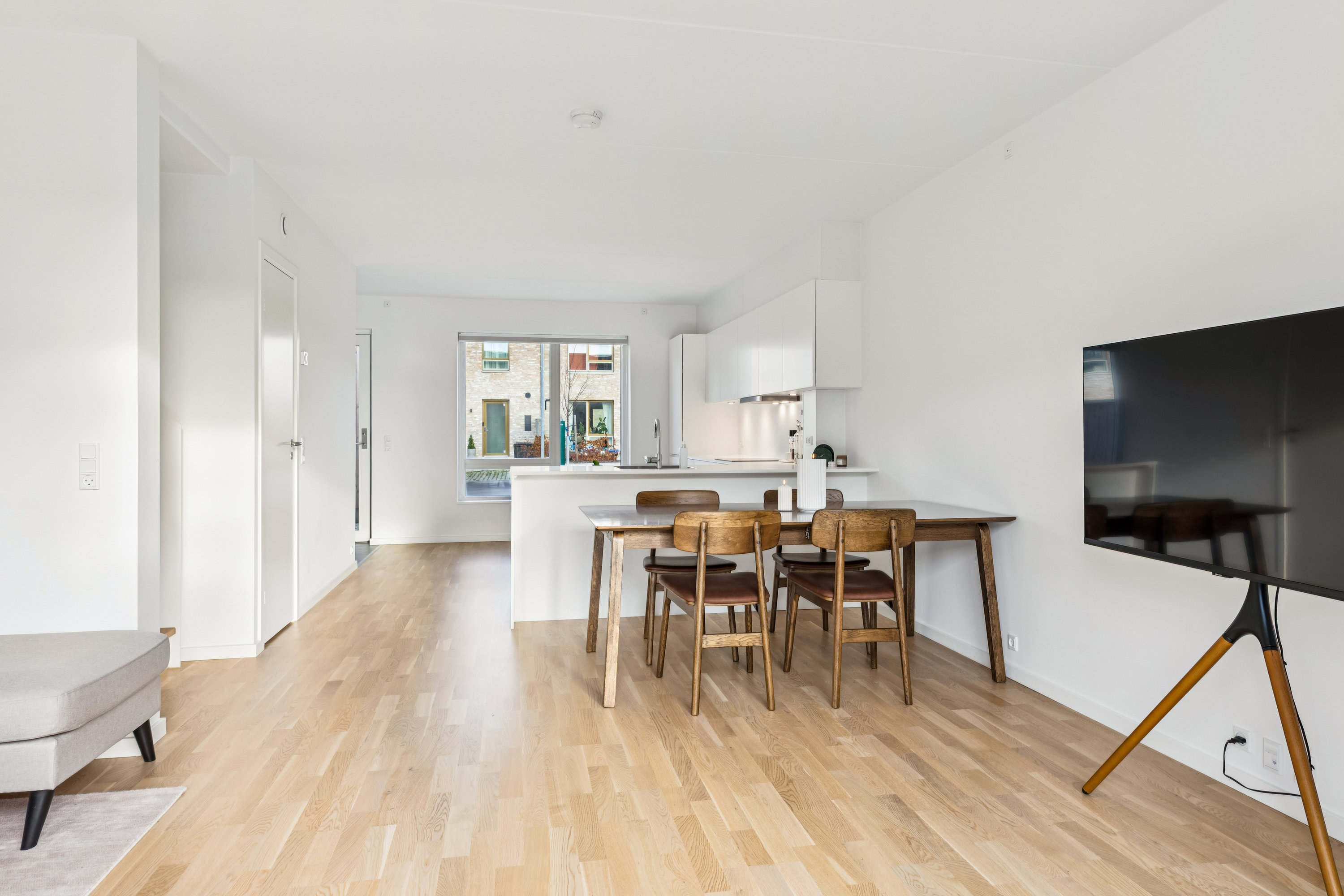 Fremhævet stue billede i fuldskærmstilstand. Billede af Søgræsgade 122, Nærheden, 2640 Hedehusene