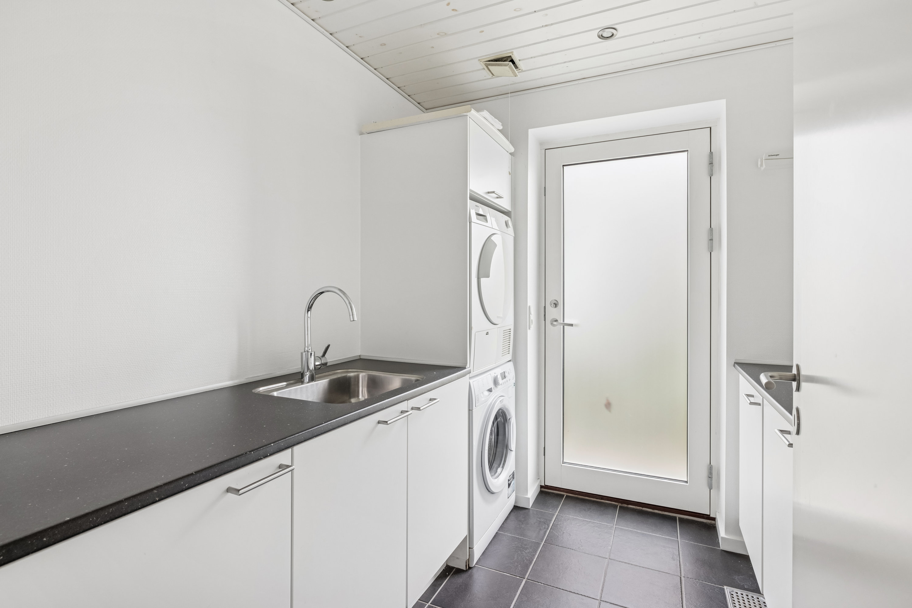 Fremhævet bryggers billede i fuldskærmstilstand. Billede af Hvidkløvervej 8, Løvel, 8830 Tjele