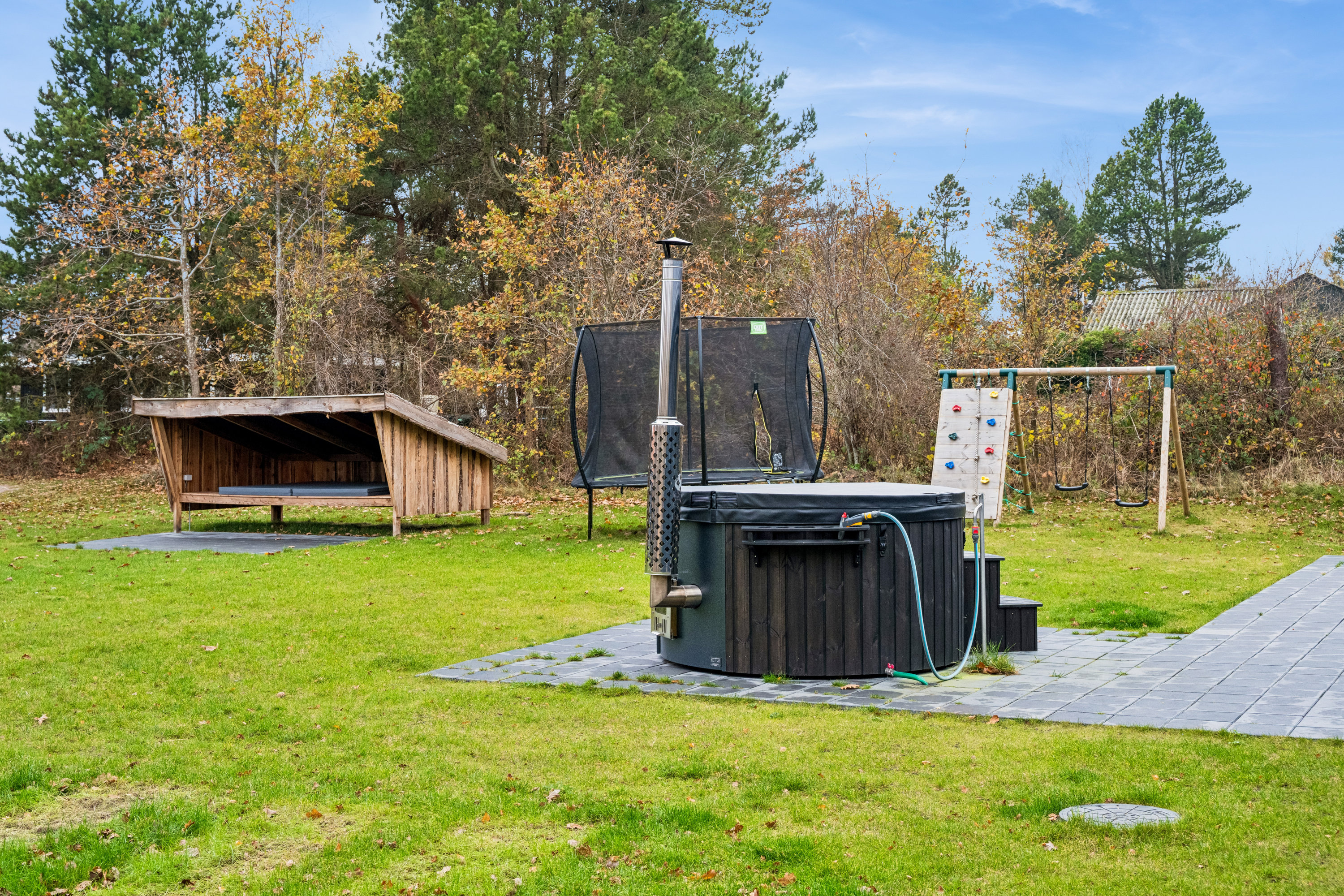 Fremhævet have billede i fuldskærmstilstand. Billede af Uglevænget 9, Øer, 8400 Ebeltoft