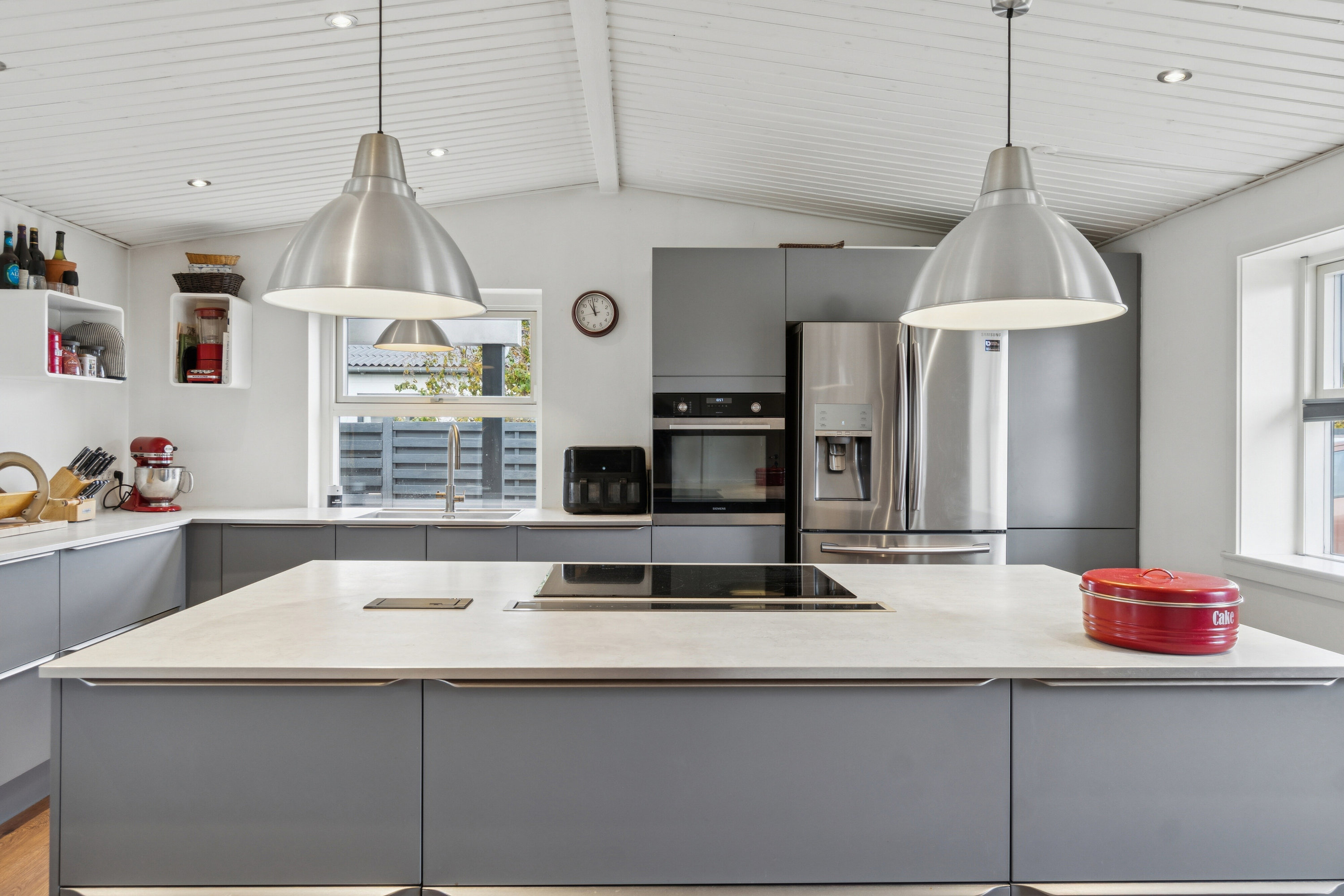 Fremhævet køkken billede i fuldskærmstilstand. Billede af Rosmosevej 80, 2650 Hvidovre